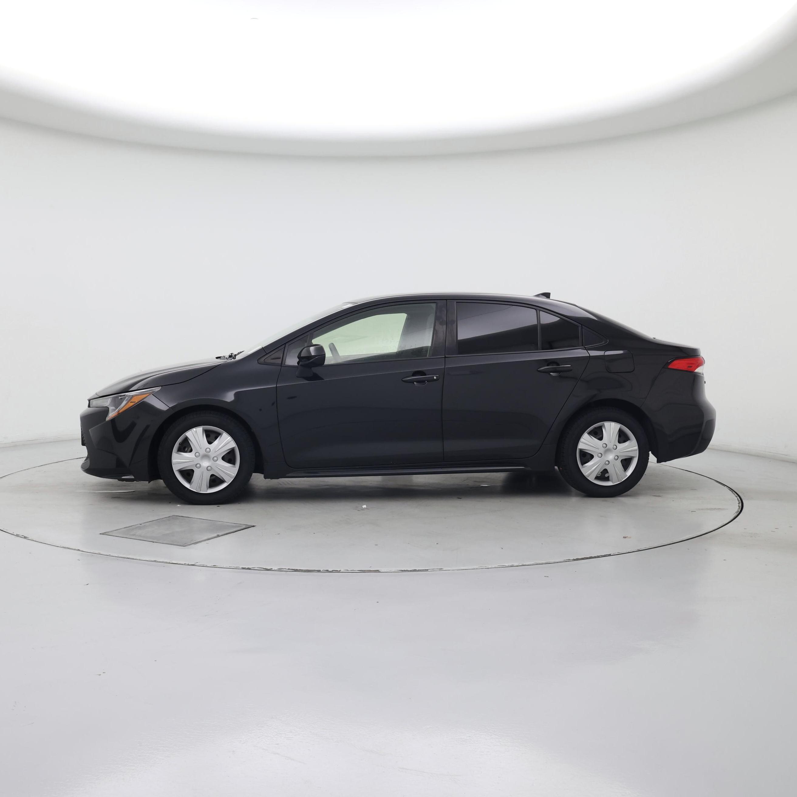 Thumbnail: 2022 Toyota Corolla - 3