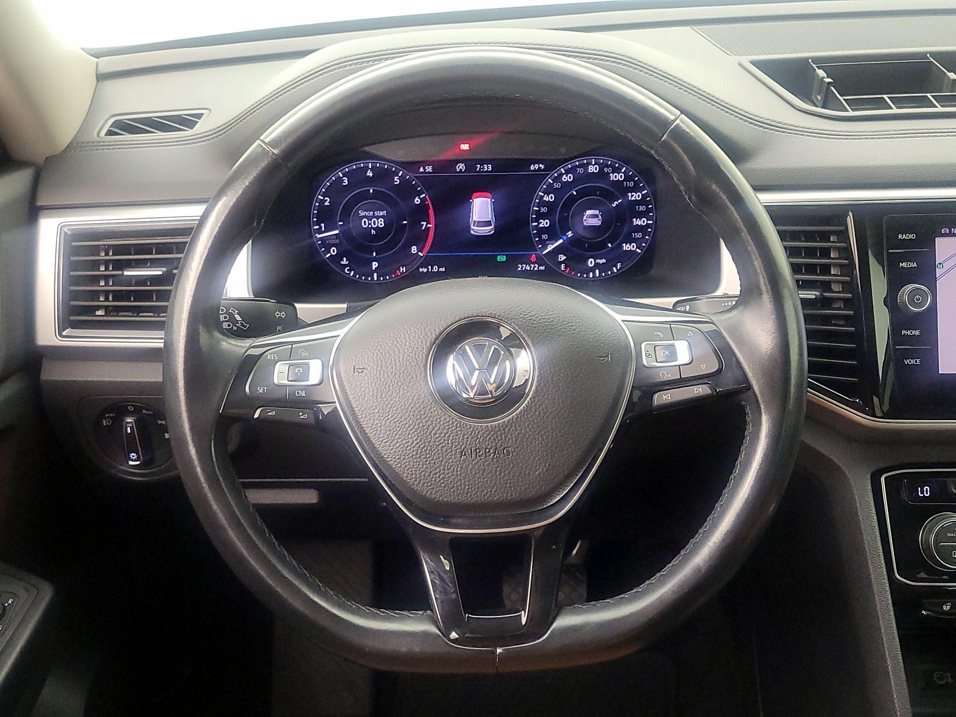 Thumbnail: 2018 Volkswagen Atlas - 10