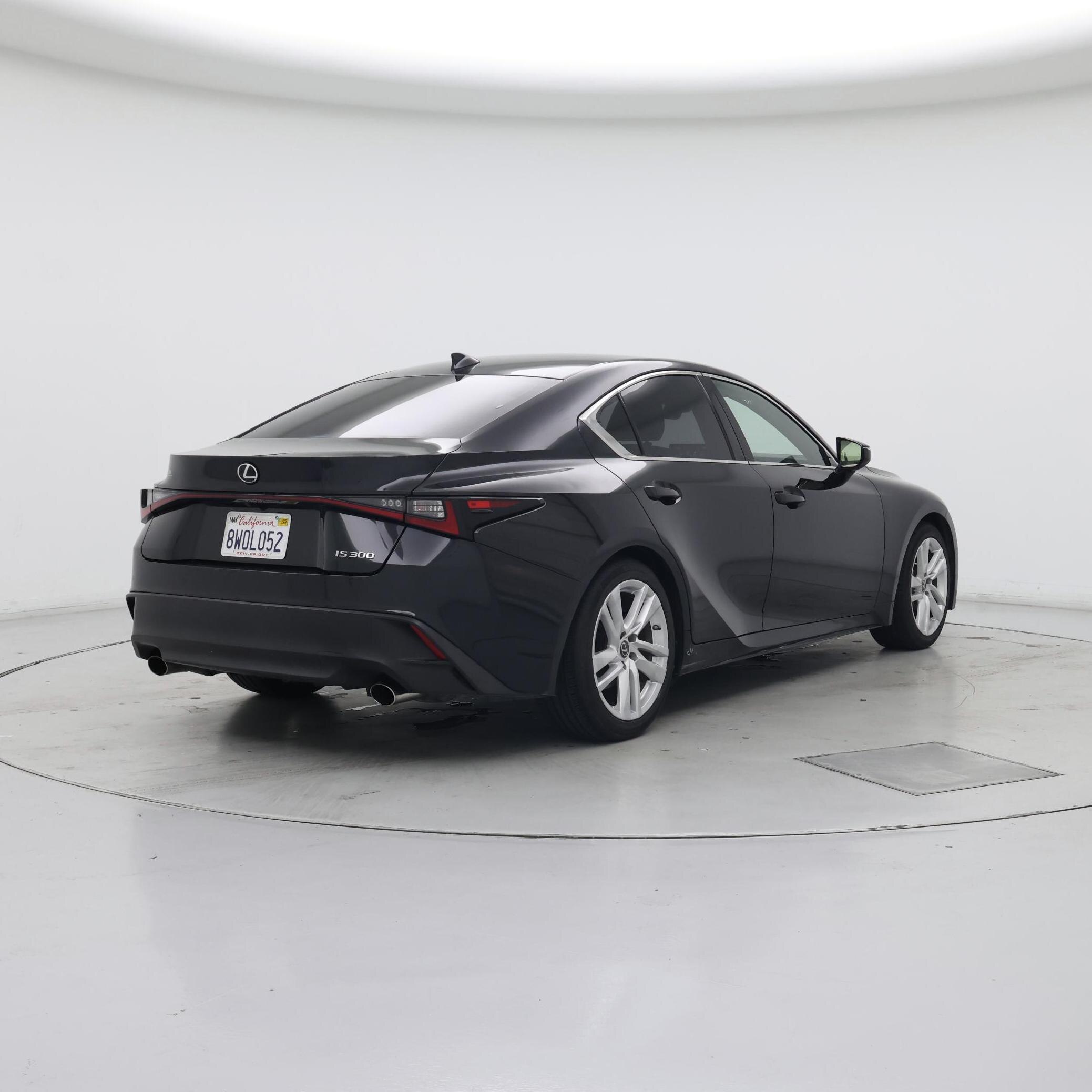Thumbnail: 2021 Lexus IS - 8