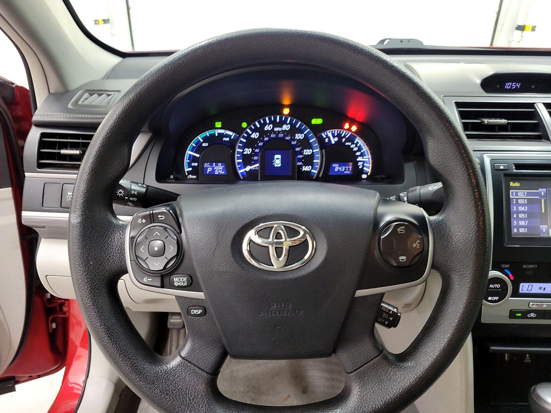 Thumbnail: 2014 Toyota Camry - 10