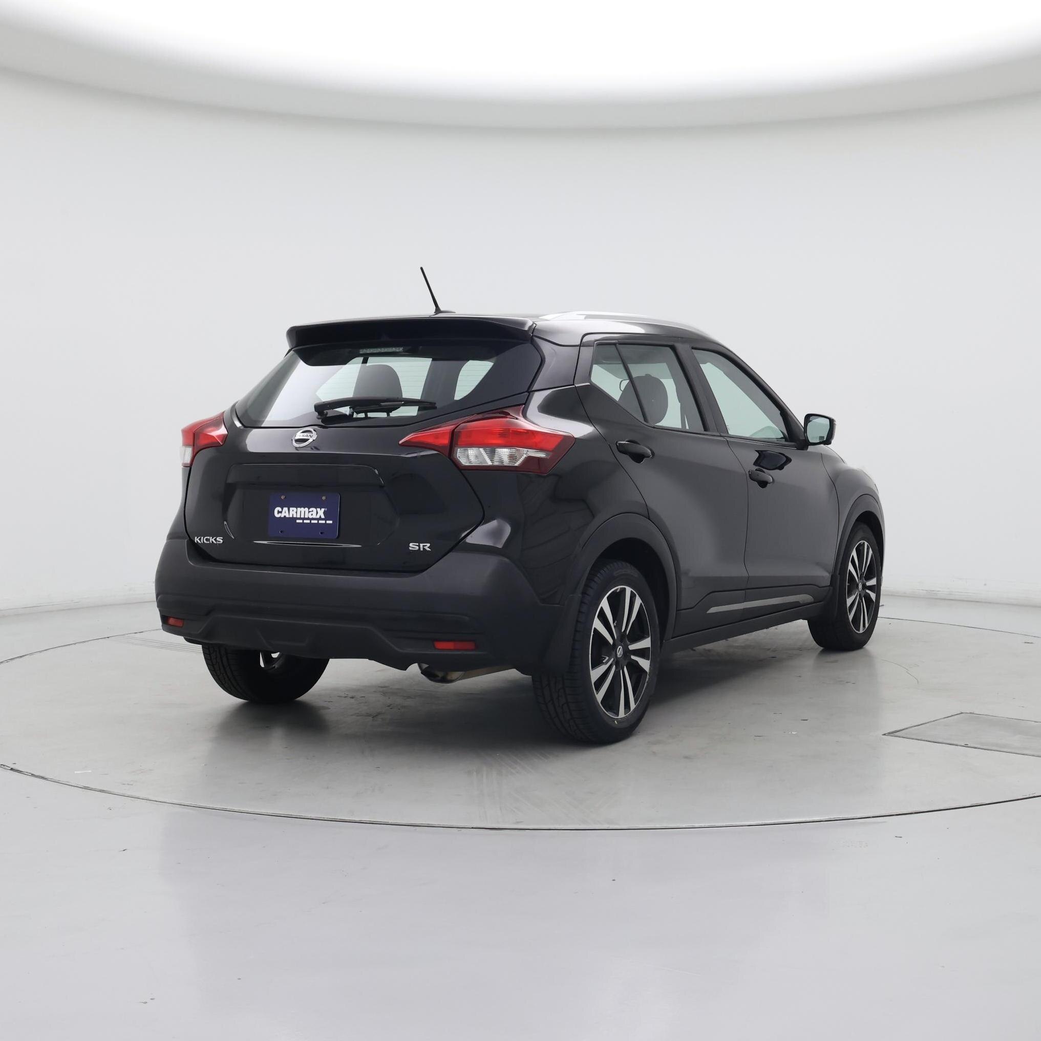 Thumbnail: 2019 Nissan Kicks - 8