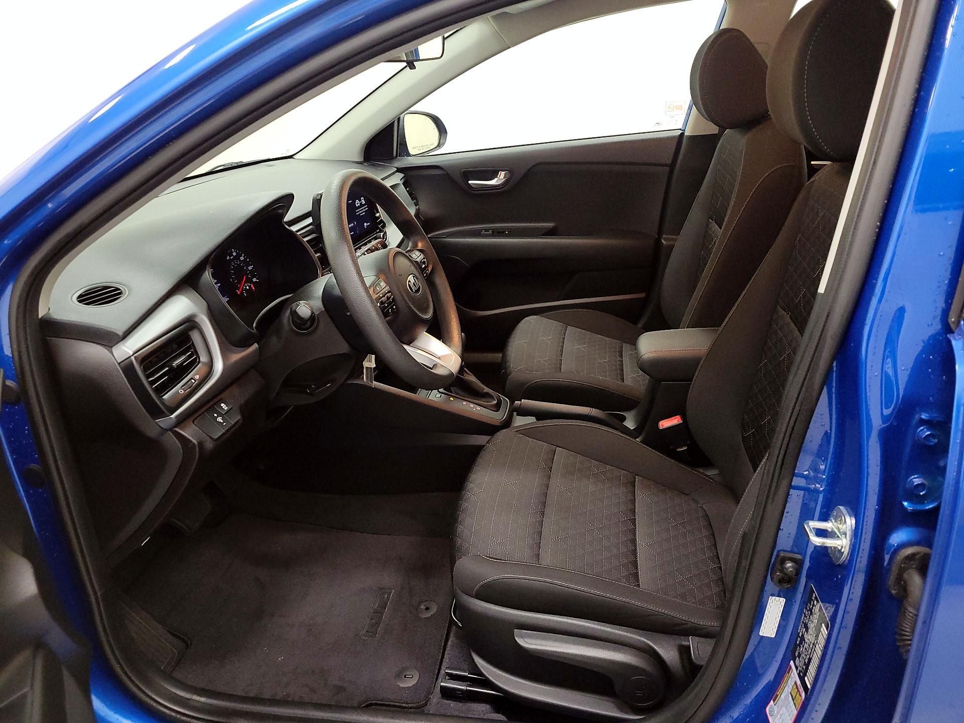 Thumbnail: 2021 Kia Rio5 - 11