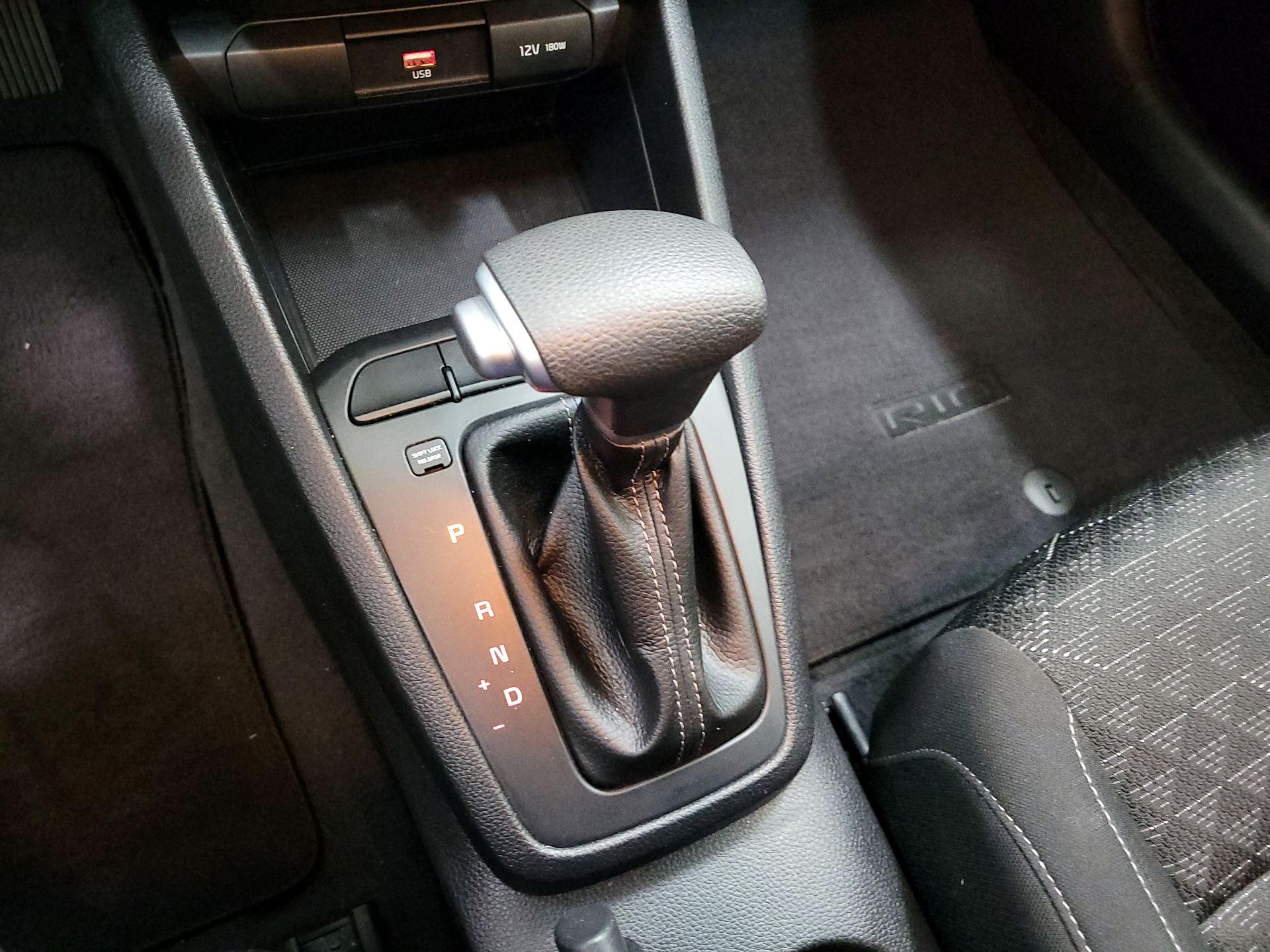 Thumbnail: 2021 Kia Rio5 - 17