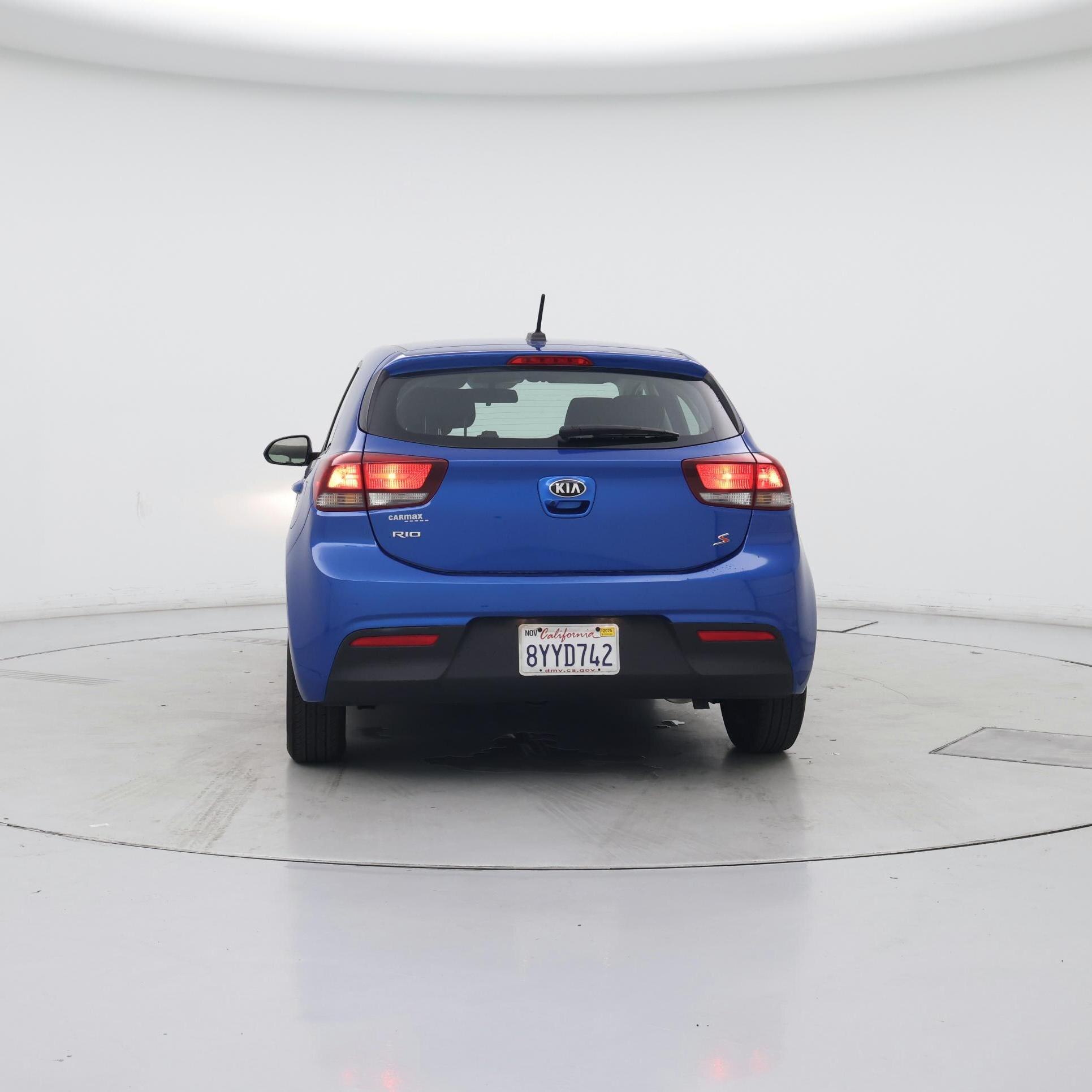 Thumbnail: 2021 Kia Rio5 - 6