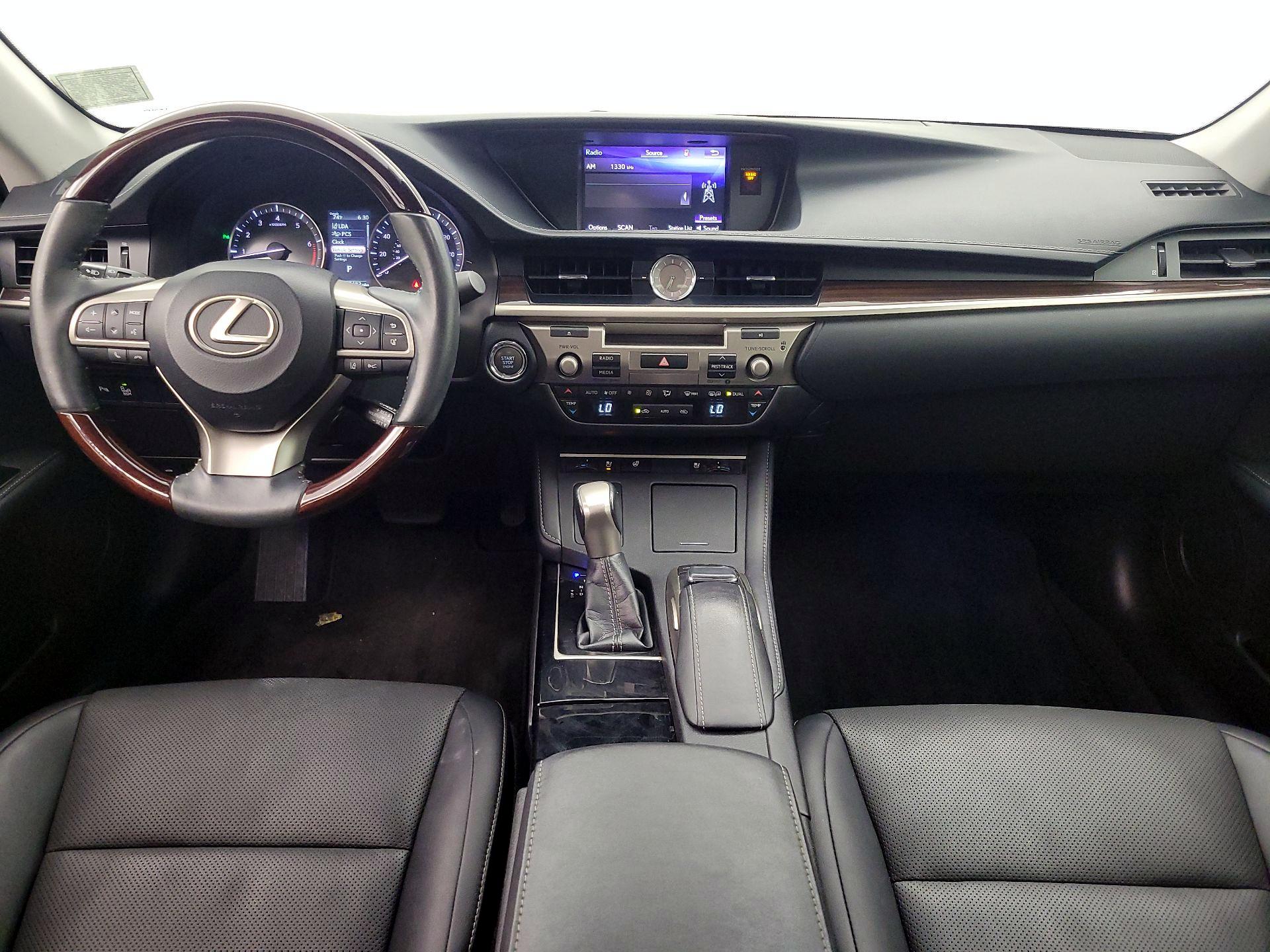 Thumbnail: 2017 Lexus ES - 9