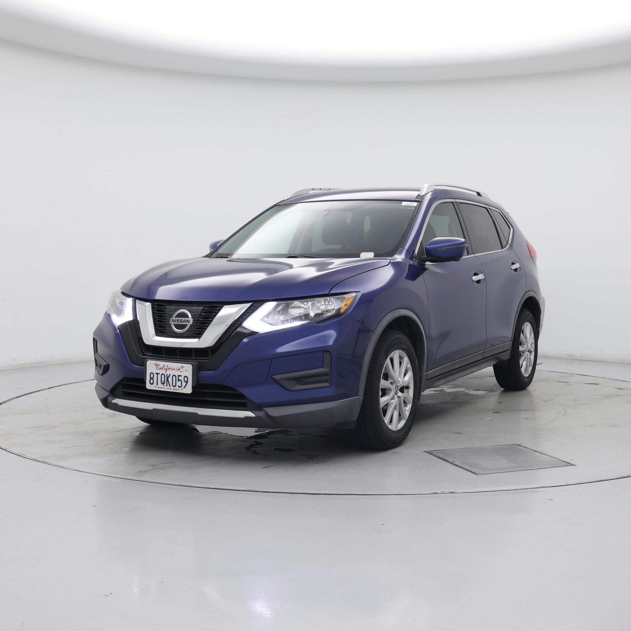 Thumbnail: 2017 Nissan Rogue - 4