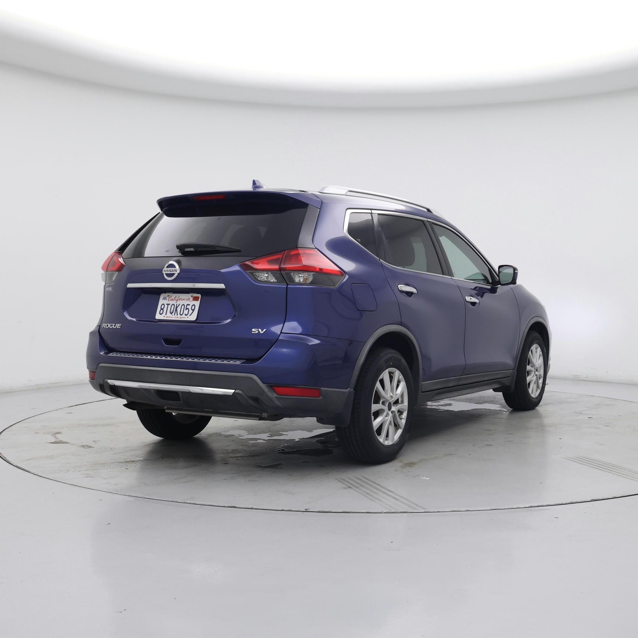 Thumbnail: 2017 Nissan Rogue - 8