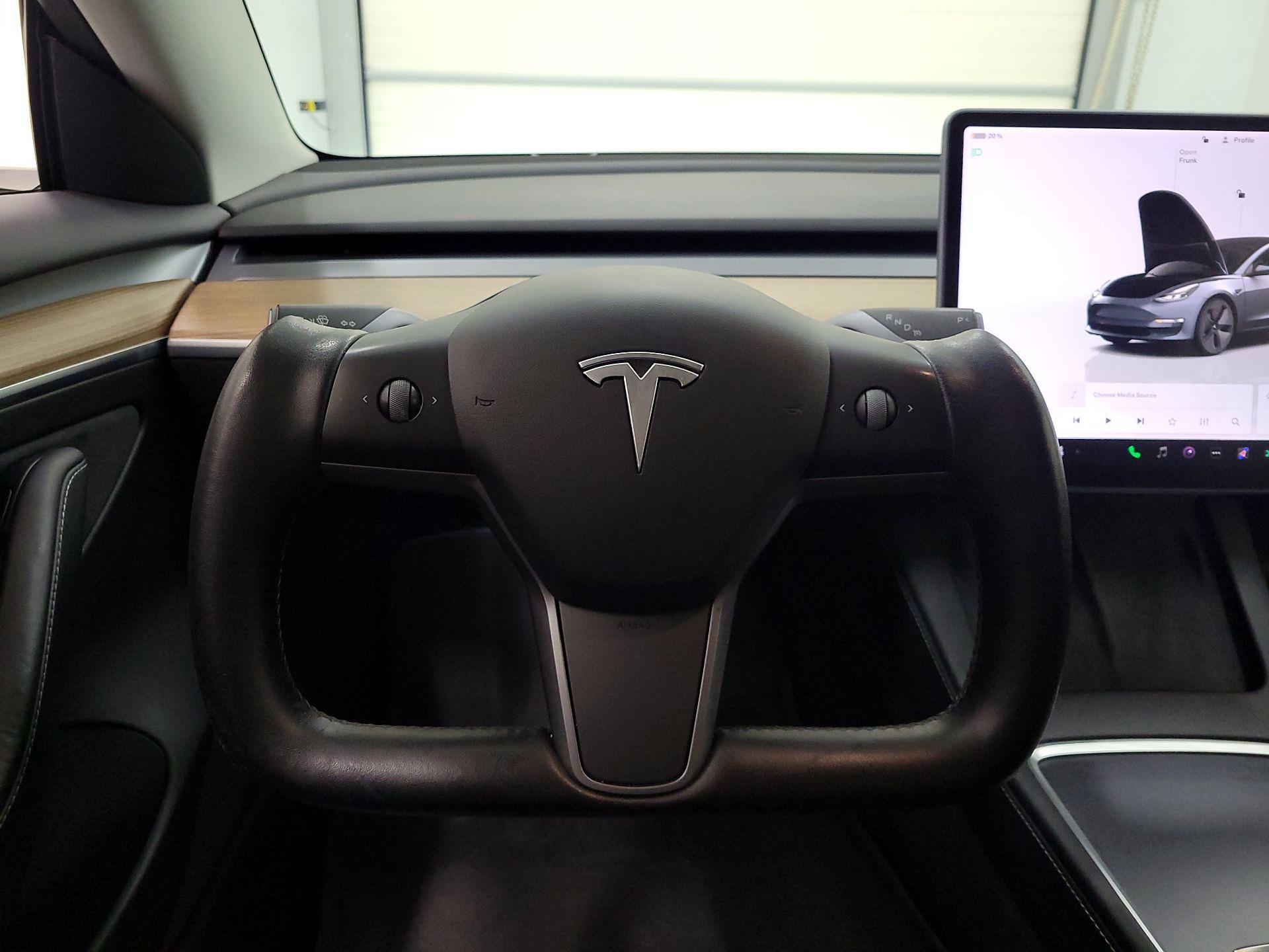 Thumbnail: 2022 Tesla Model 3 - 10