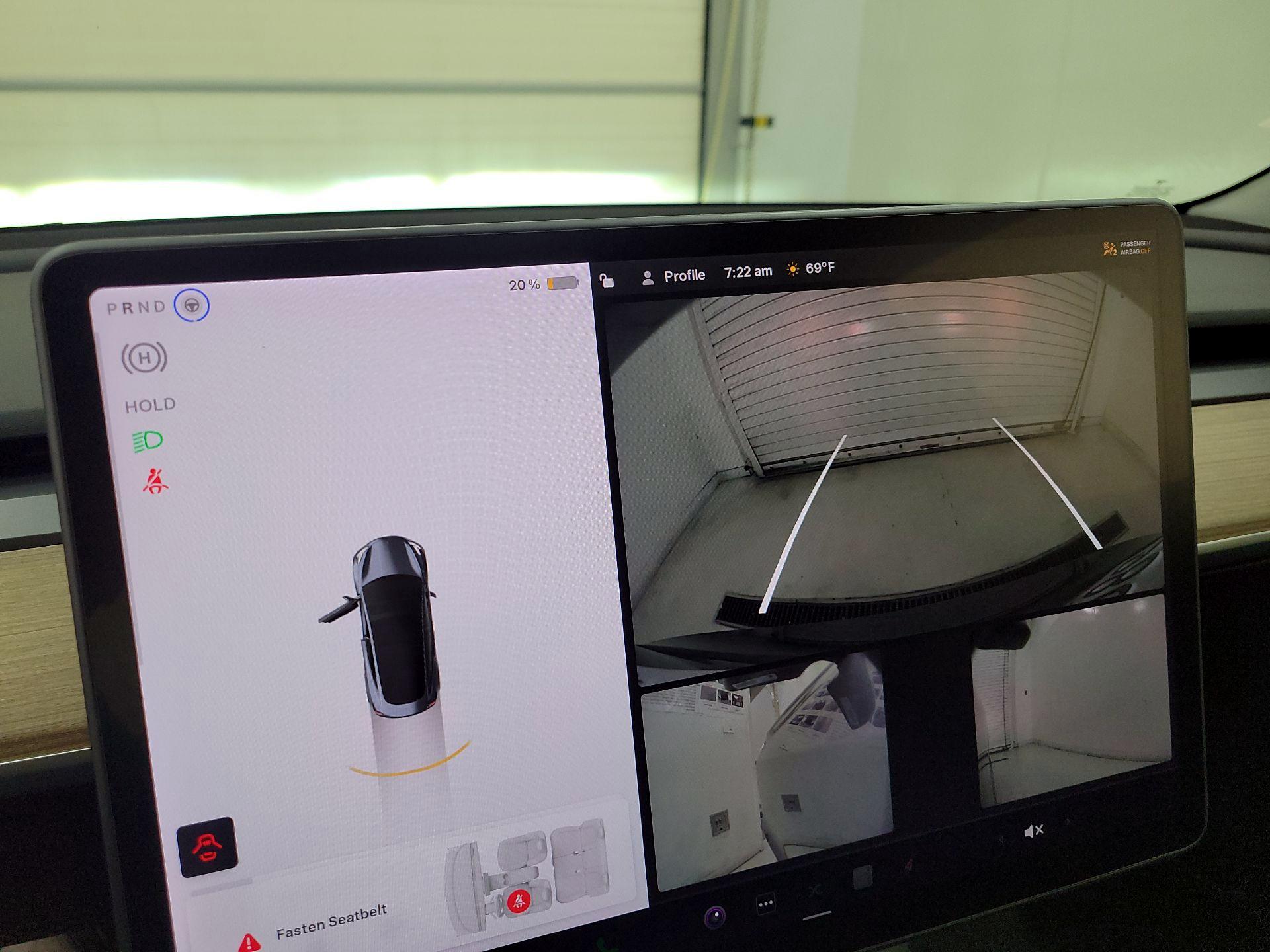 Thumbnail: 2022 Tesla Model 3 - 14
