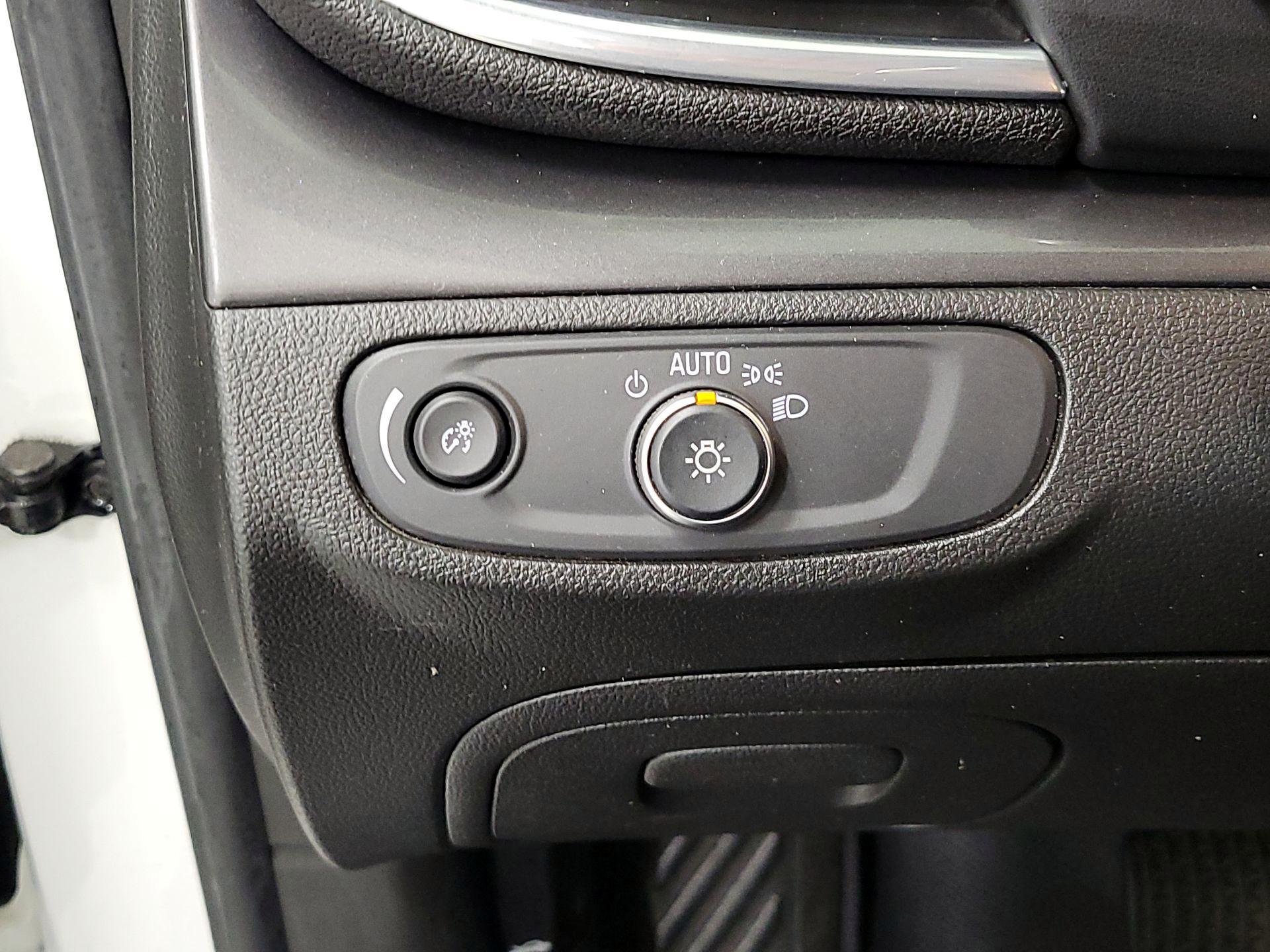 Thumbnail: 2020 Buick Encore - 13