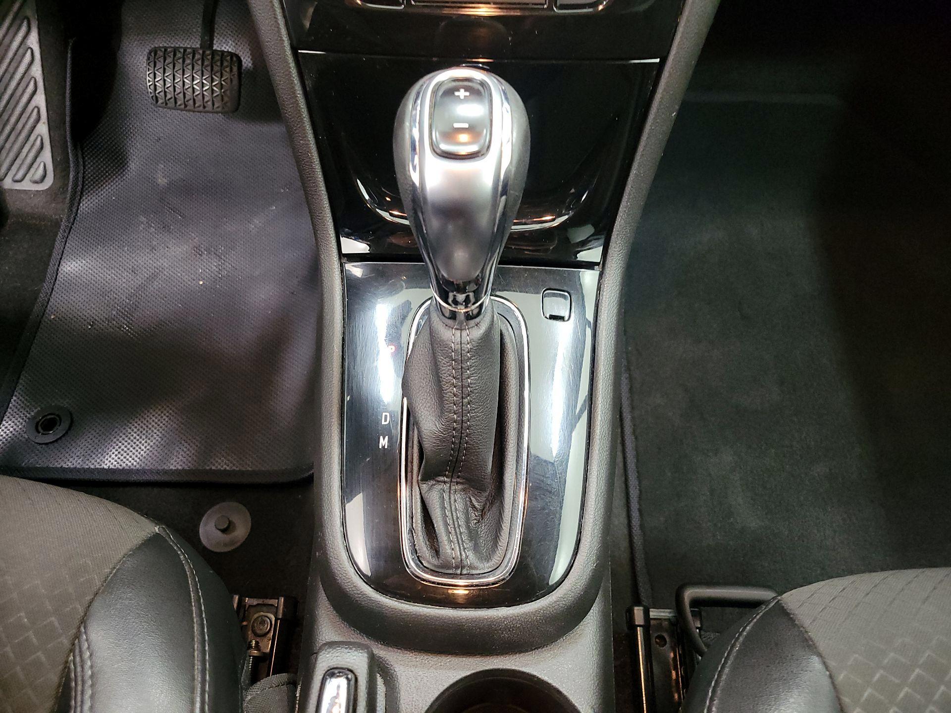 Thumbnail: 2020 Buick Encore - 17
