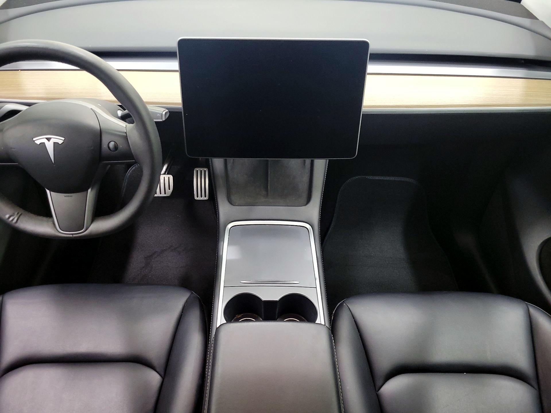 Thumbnail: 2023 Tesla Model Y - 9