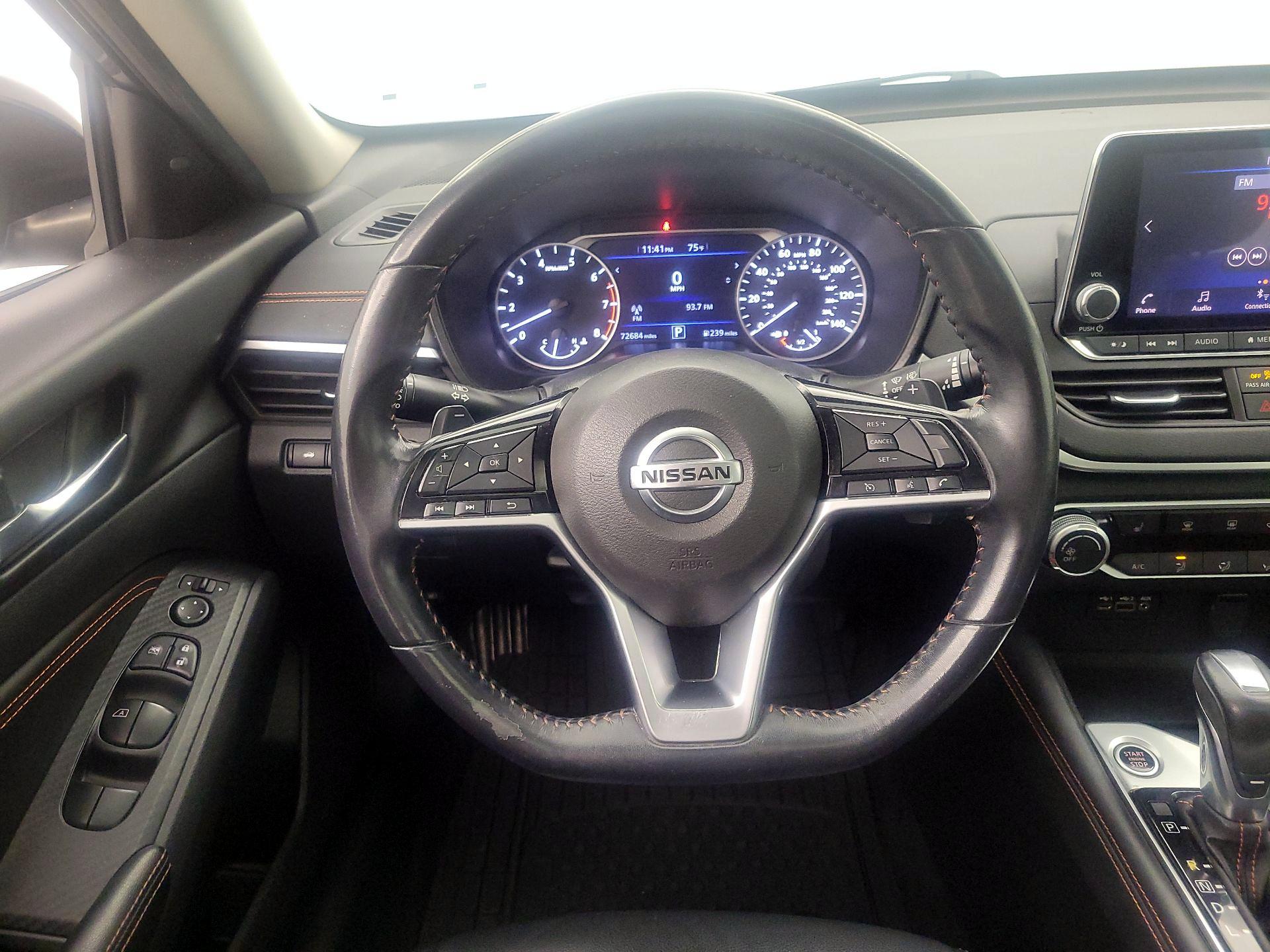 Thumbnail: 2020 Nissan Altima - 10
