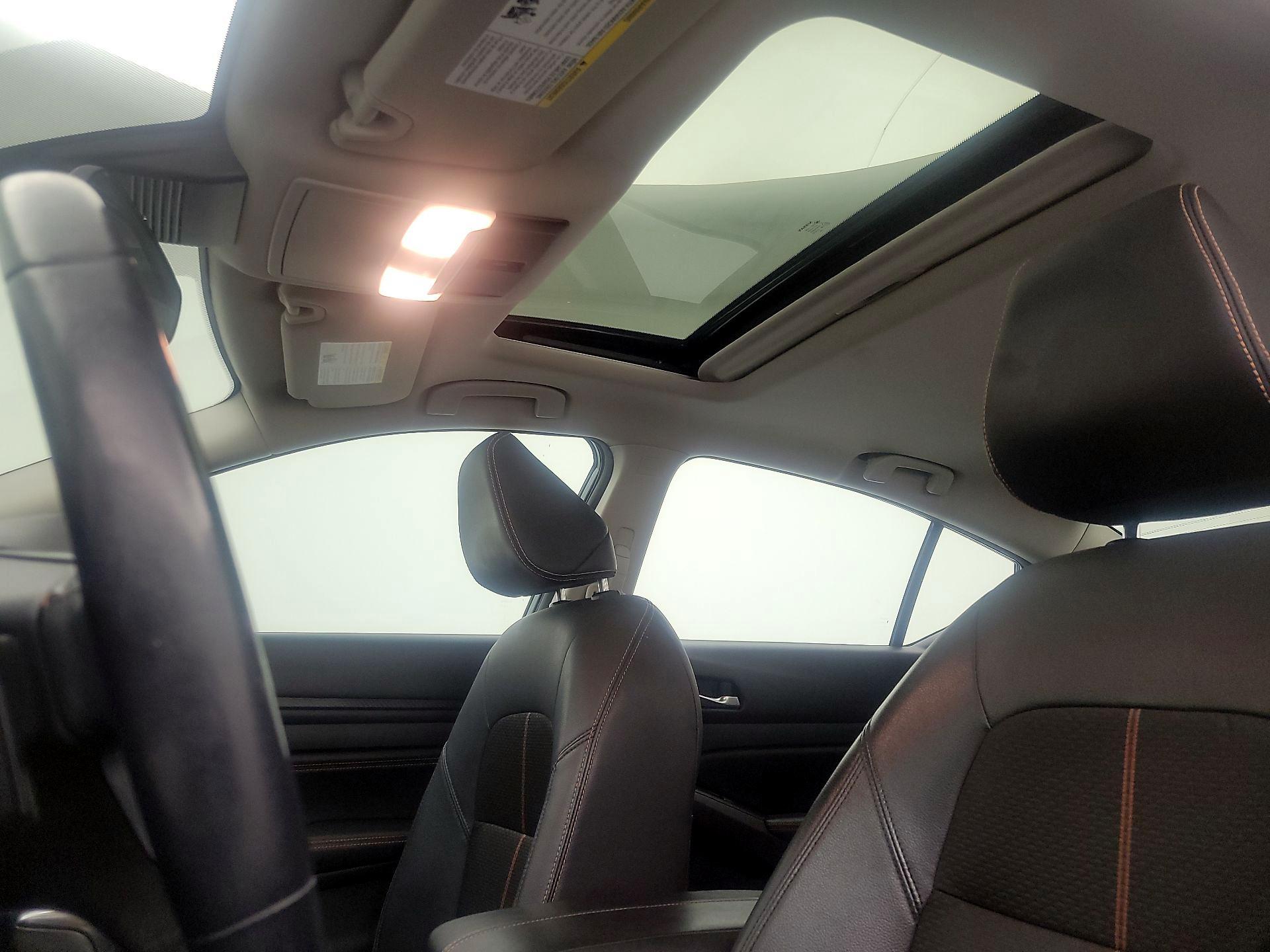 Thumbnail: 2020 Nissan Altima - 19
