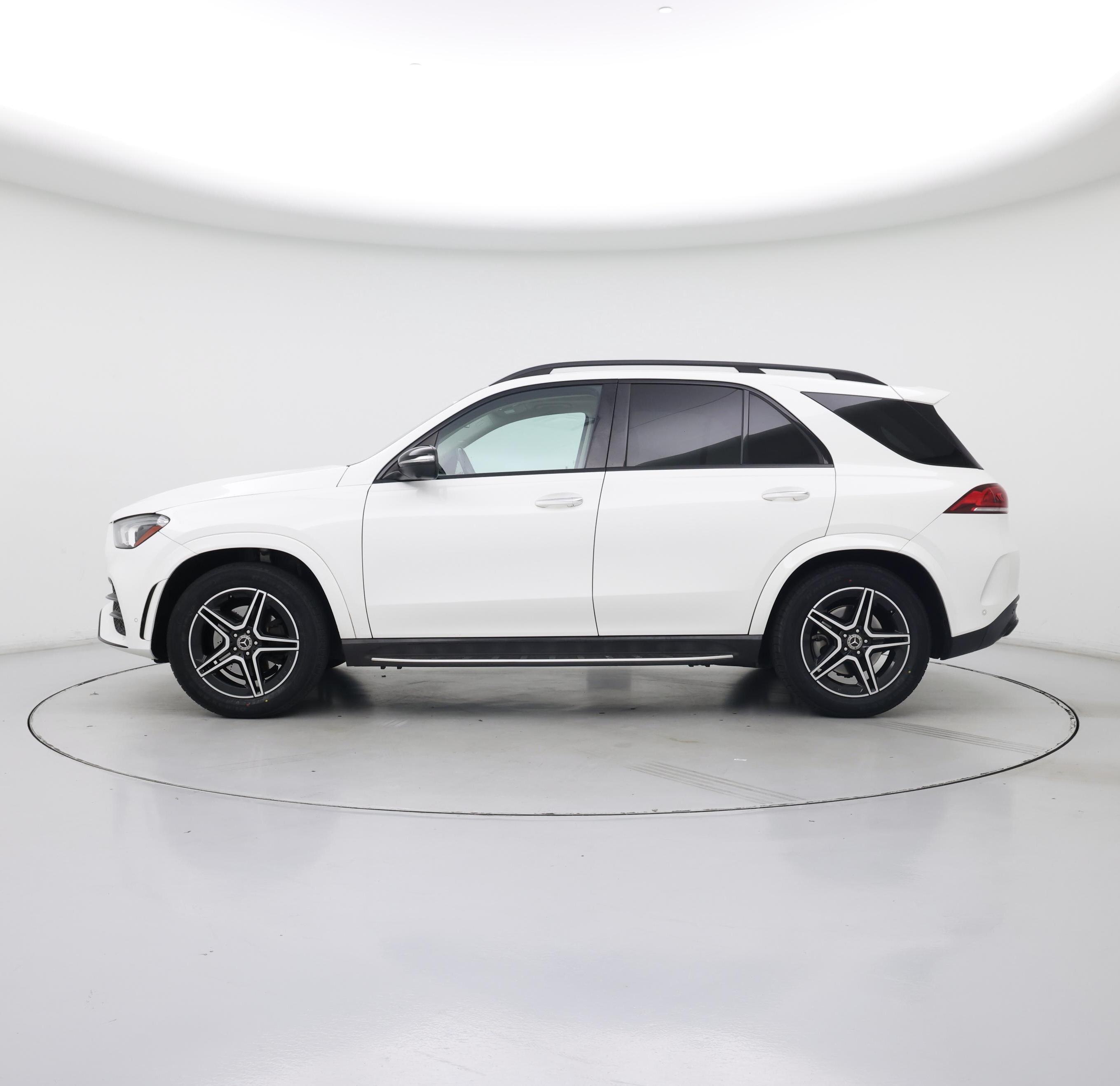 Thumbnail: 2020 Mercedes-Benz GLE - 3