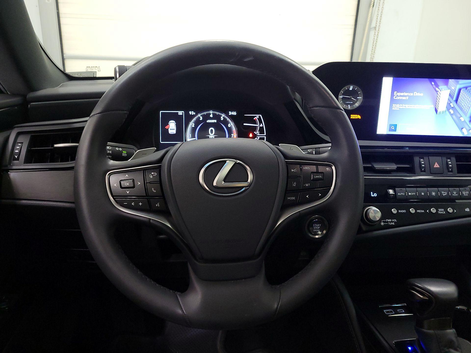 Thumbnail: 2025 Lexus ES - 10