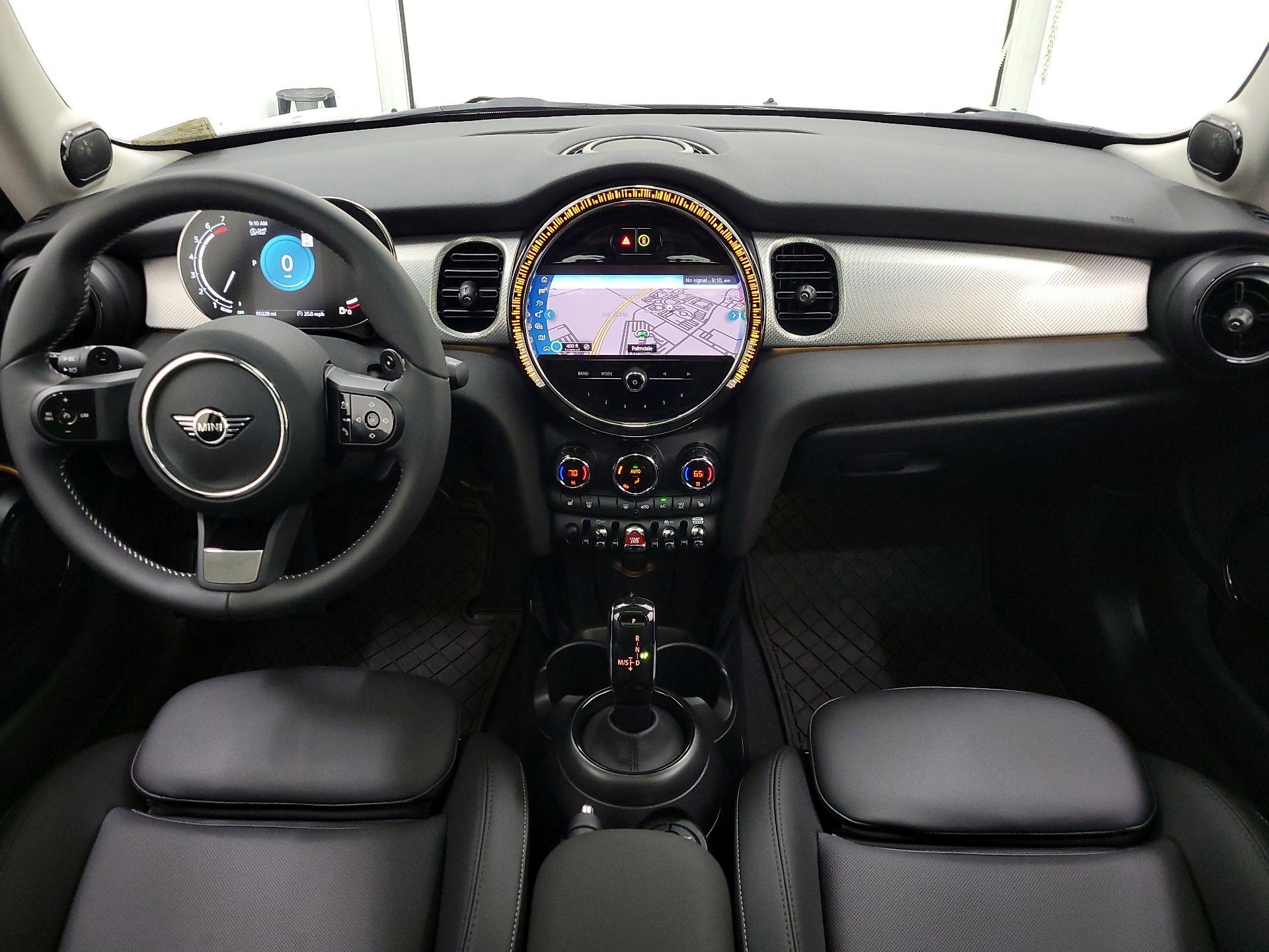 Thumbnail: 2024 MINI Cooper Hardtop - 9