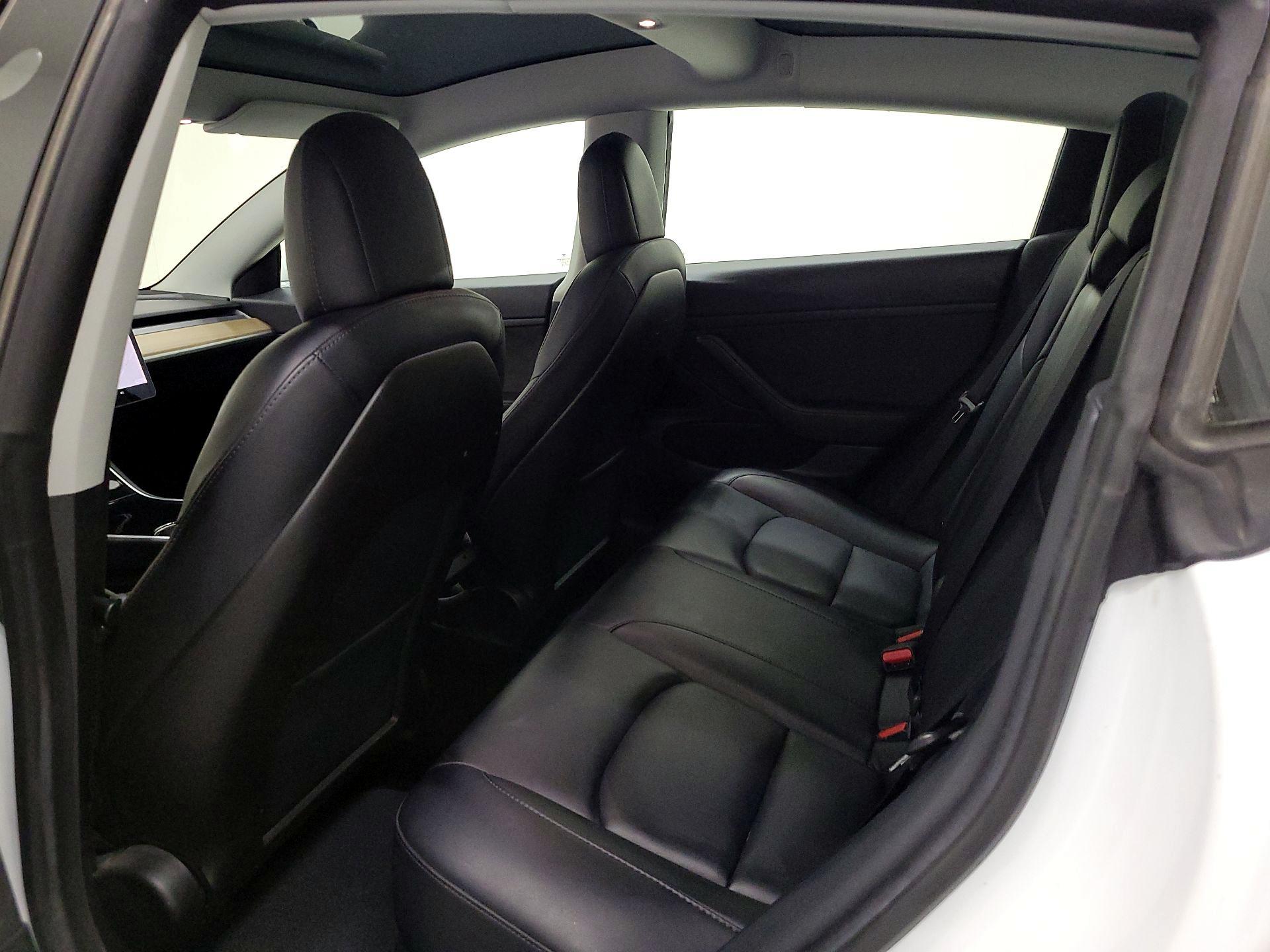 Thumbnail: 2020 Tesla Model 3 - 19