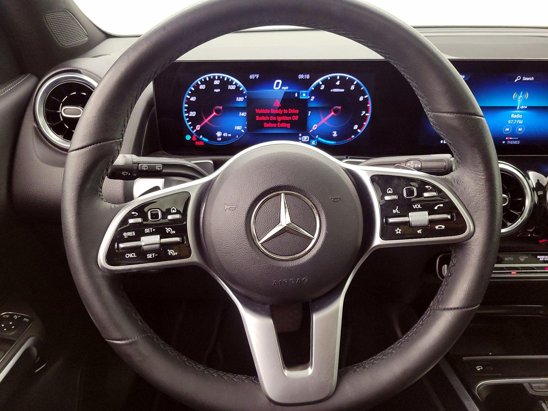 Thumbnail: 2022 Mercedes-Benz GLB - 10