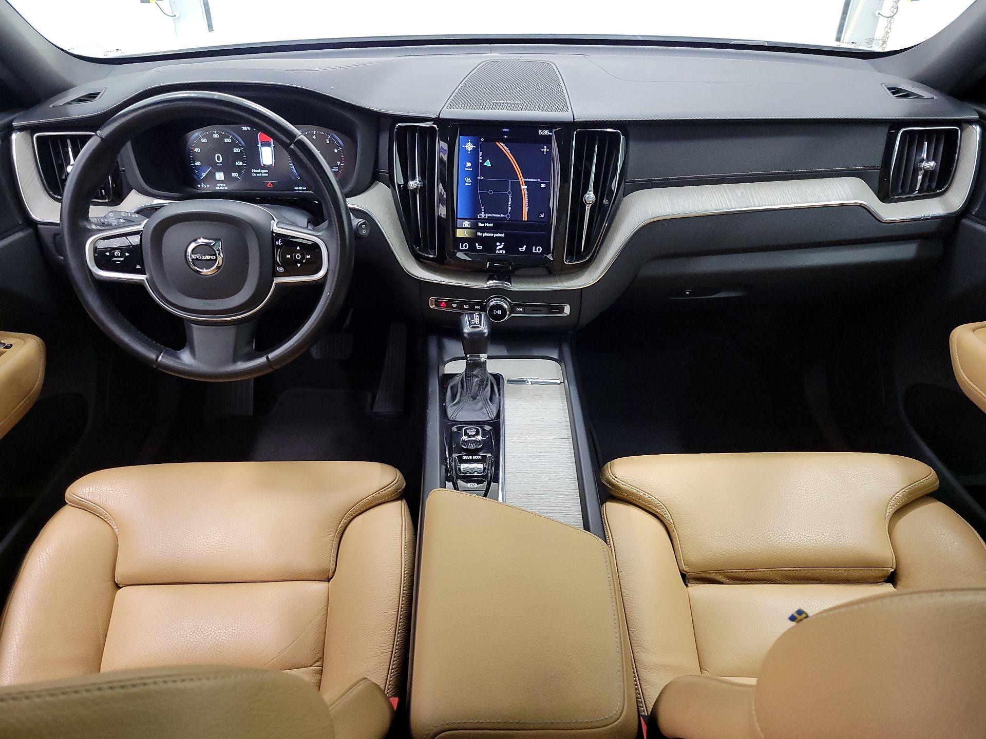 Thumbnail: 2020 Volvo XC60 - 9