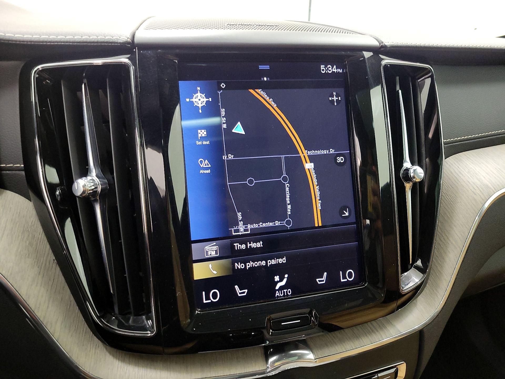 Thumbnail: 2020 Volvo XC60 - 14