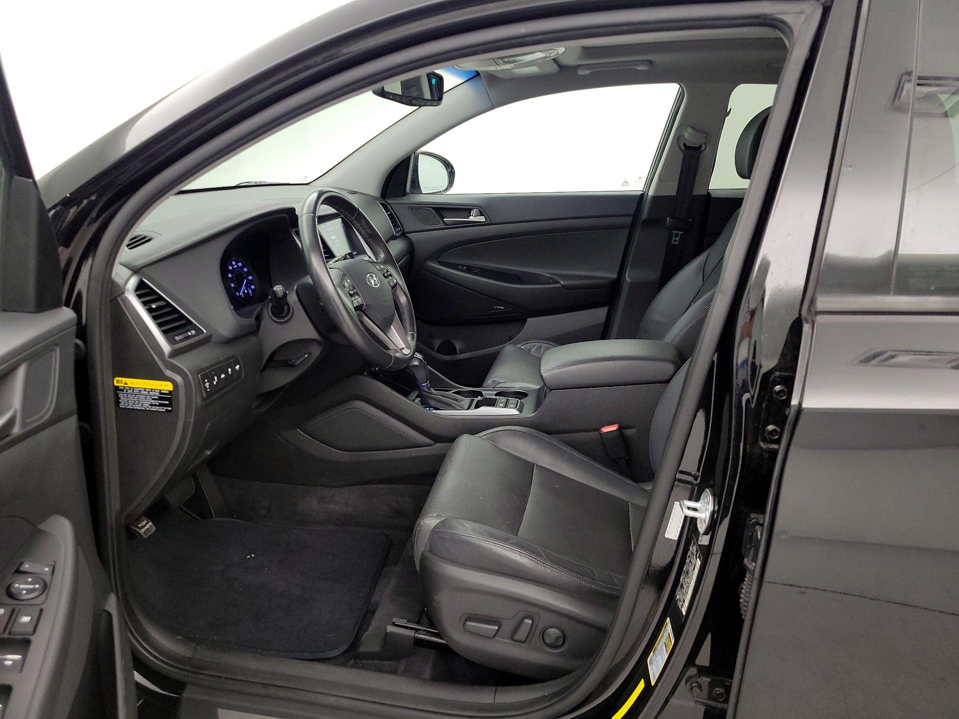 Thumbnail: 2017 Hyundai Tucson - 11