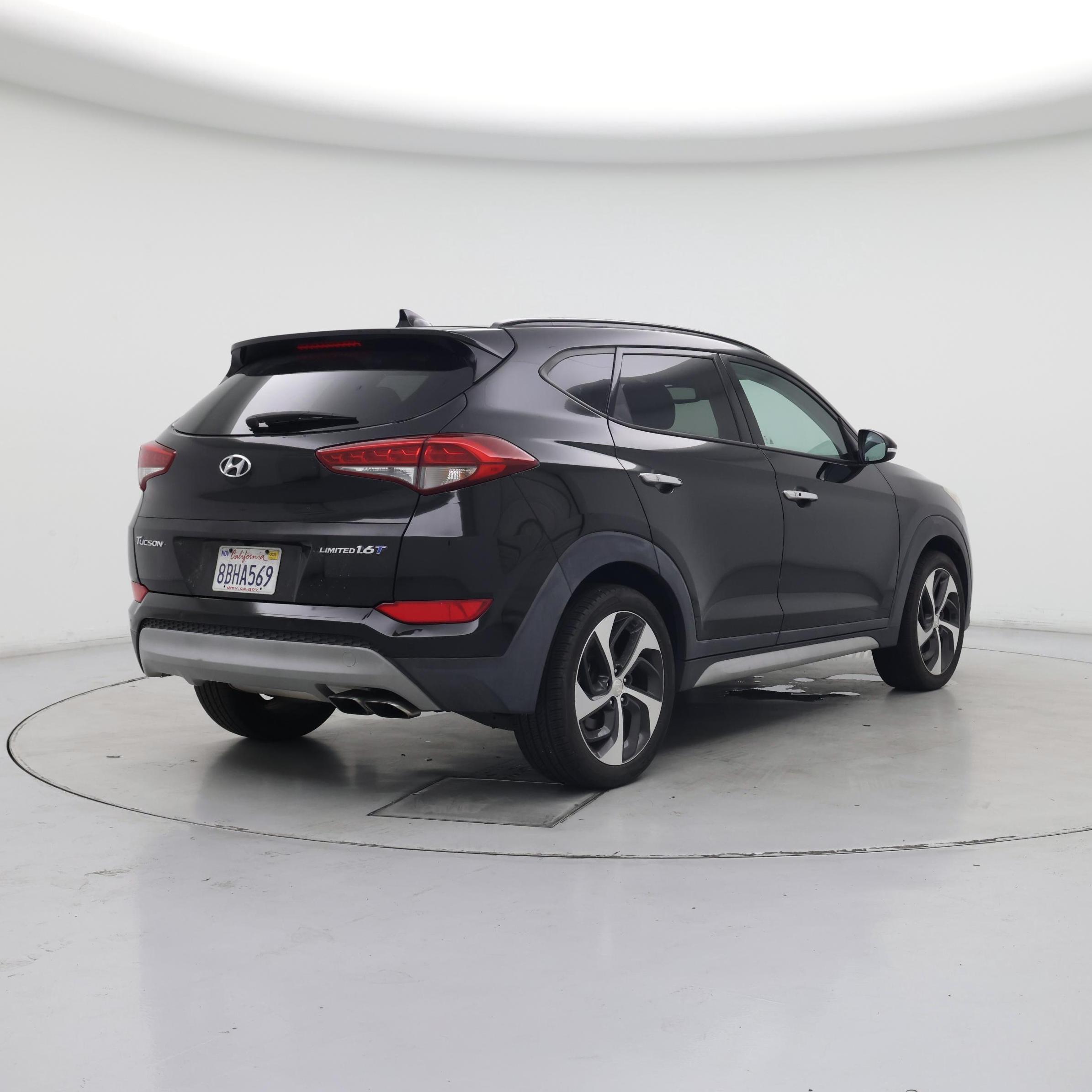Thumbnail: 2017 Hyundai Tucson - 8
