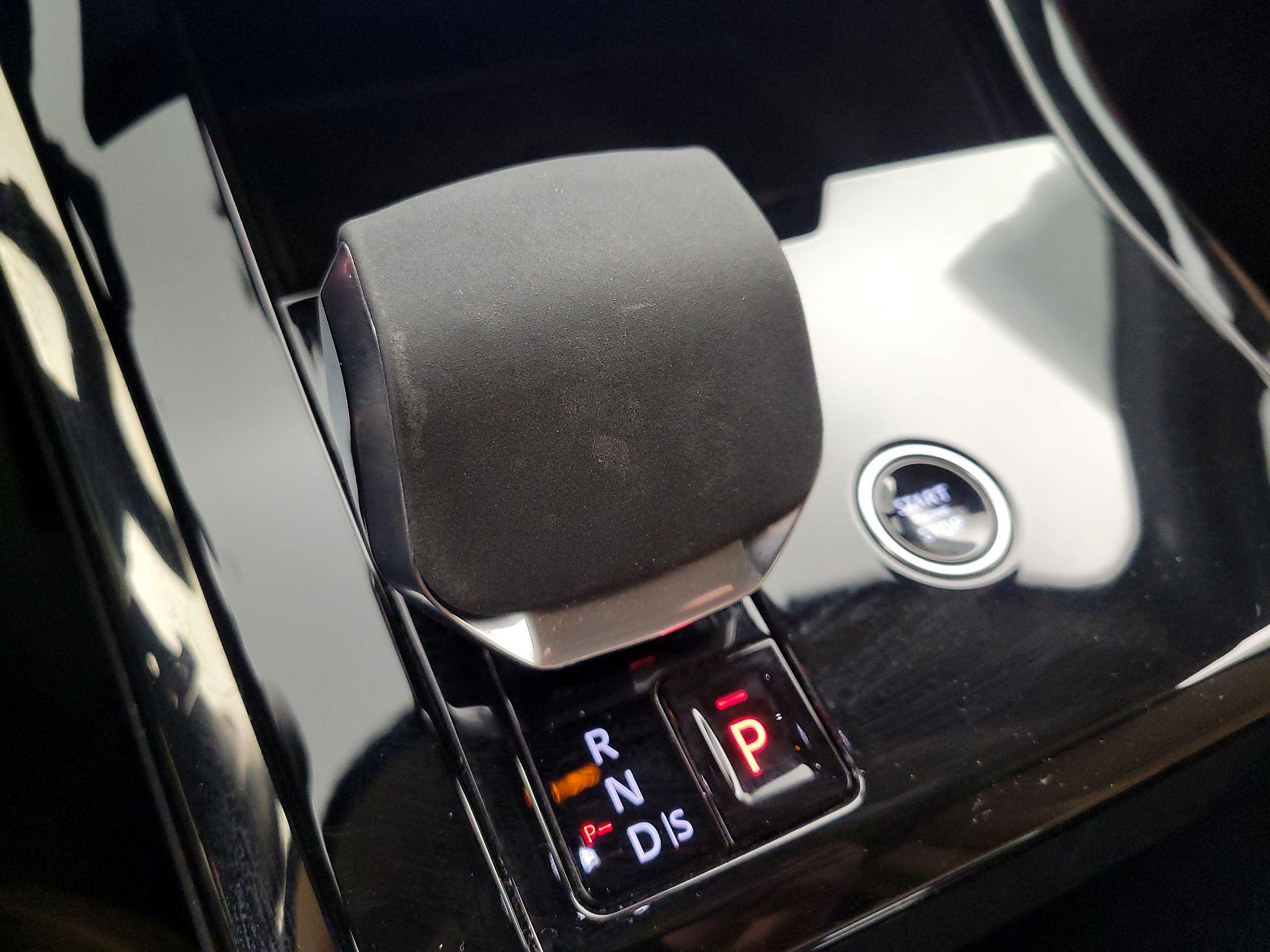 Thumbnail: 2024 Land Rover Range Rover Sport - 17