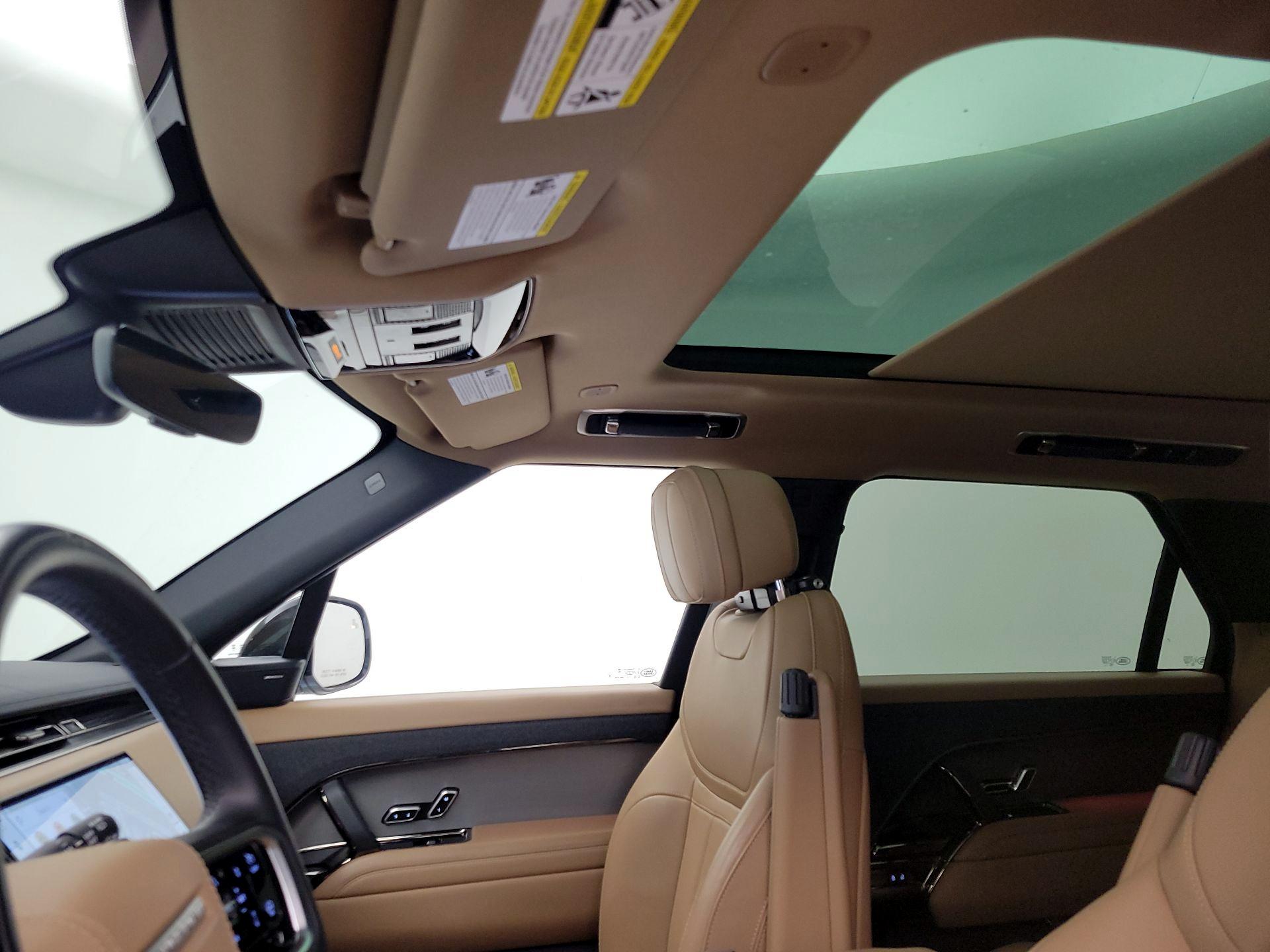 Thumbnail: 2024 Land Rover Range Rover Sport - 19