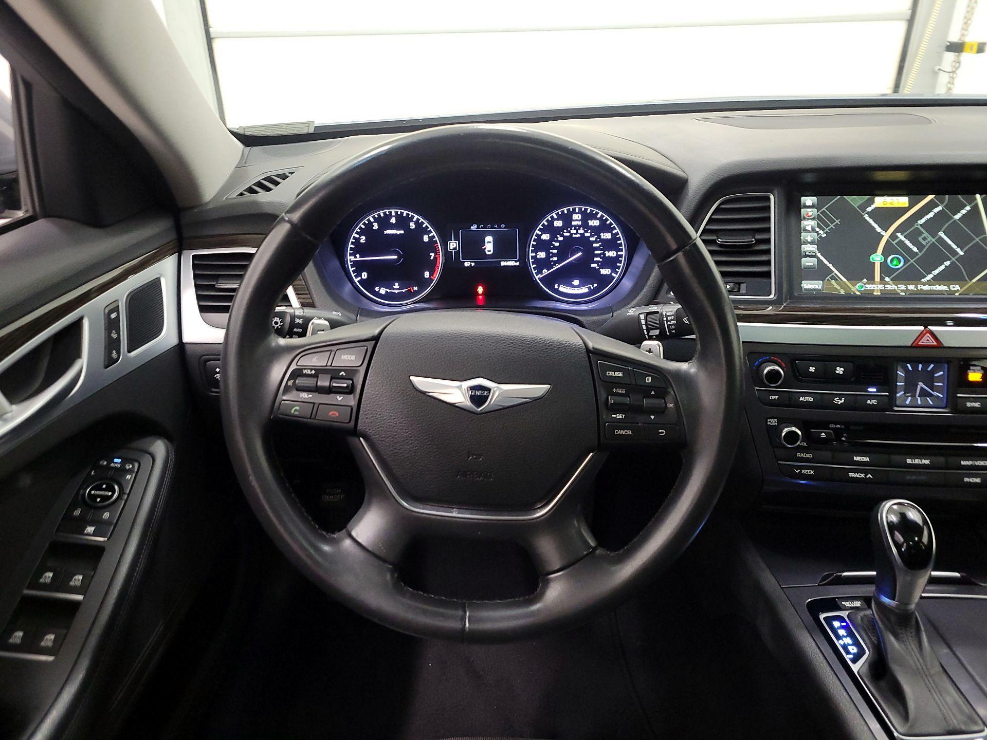 Thumbnail: 2015 Hyundai Genesis - 10