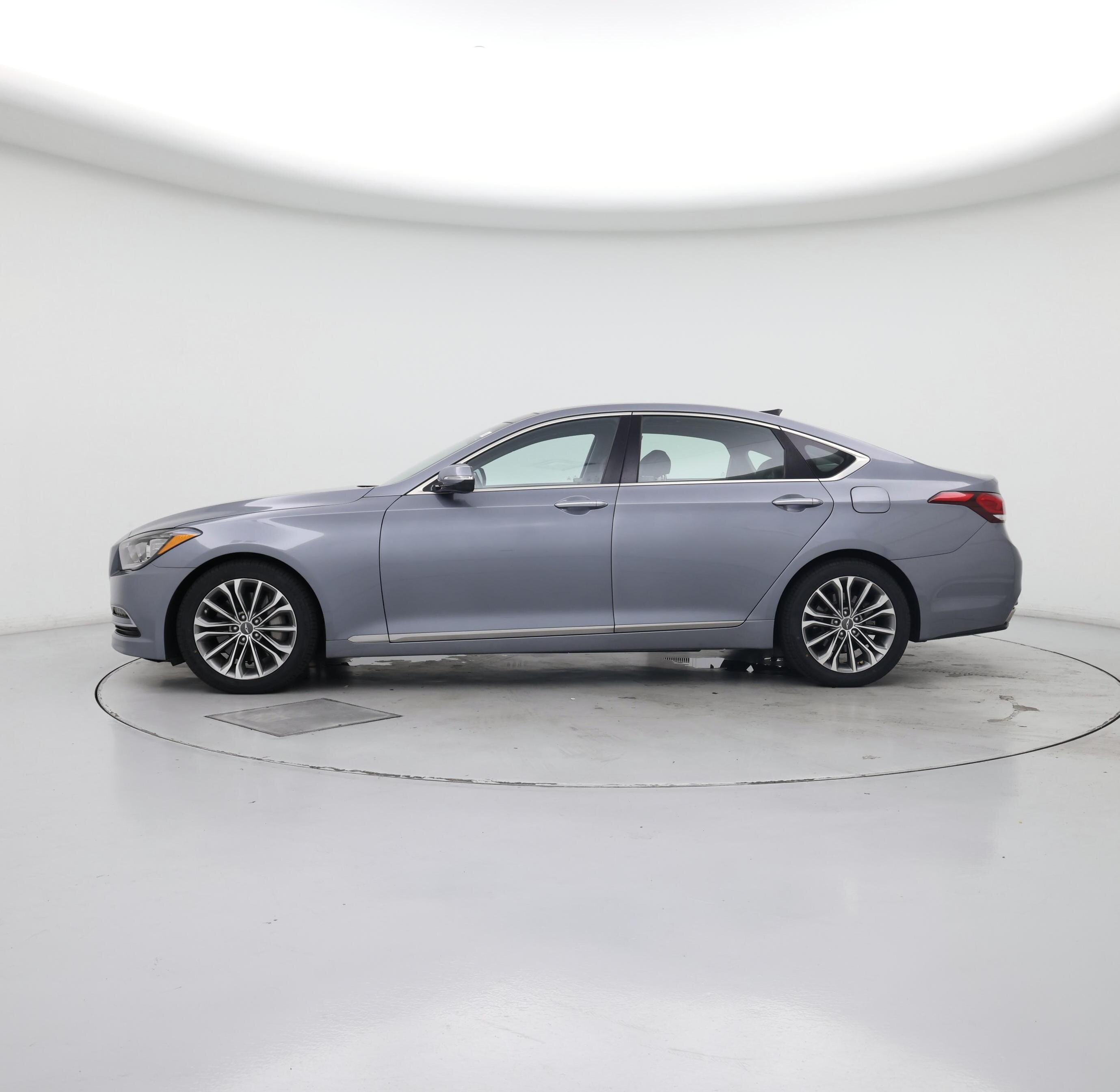 Thumbnail: 2015 Hyundai Genesis - 3