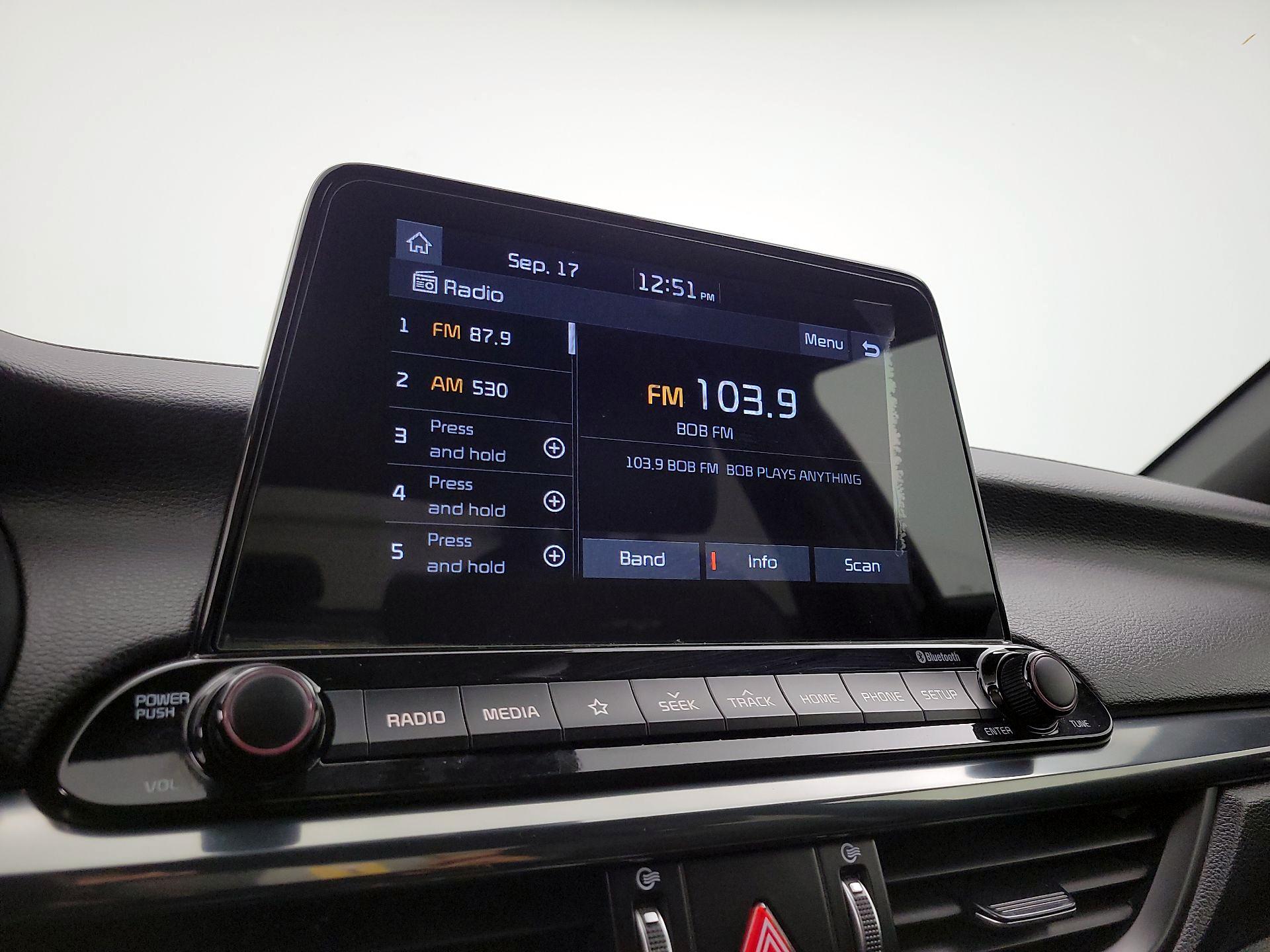 Thumbnail: 2021 Kia Forte - 15