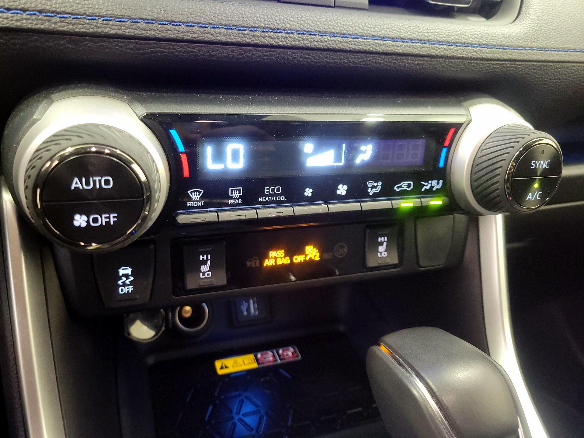Thumbnail: 2024 Toyota RAV4 - 16
