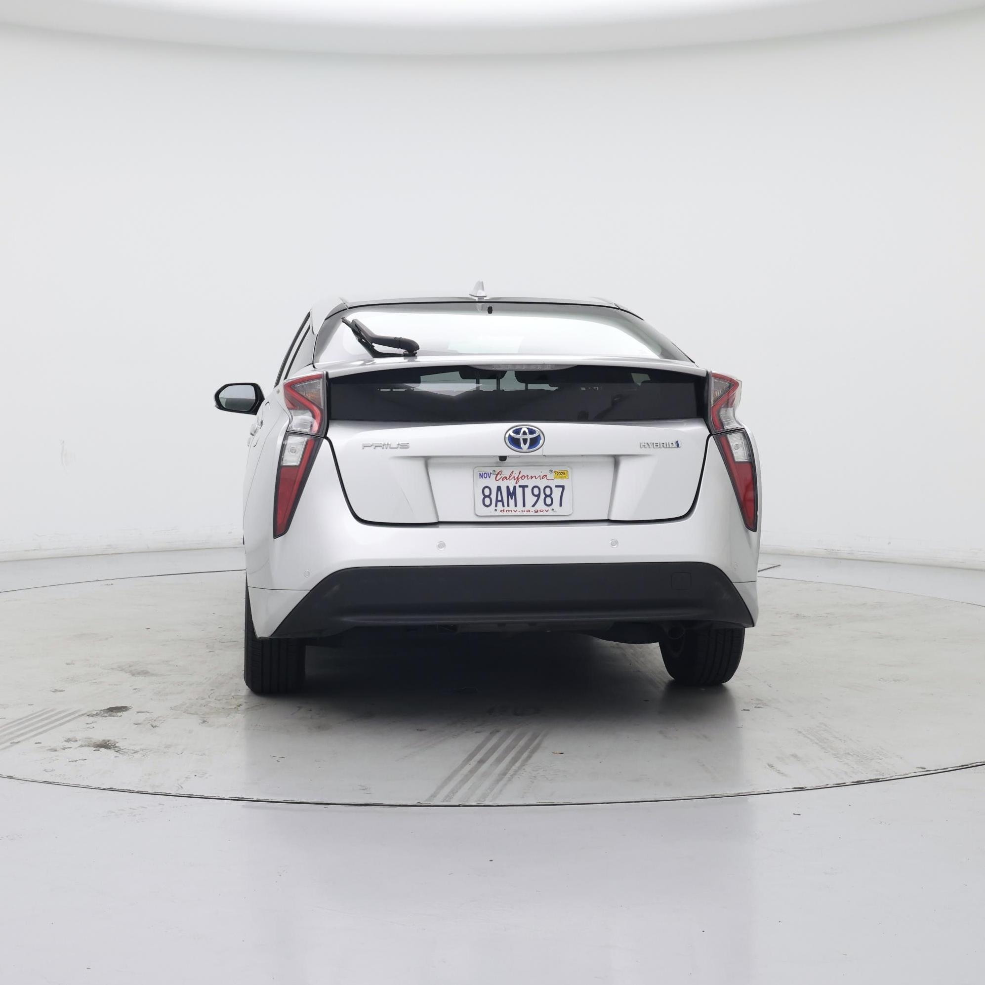 Thumbnail: 2017 Toyota Prius - 6