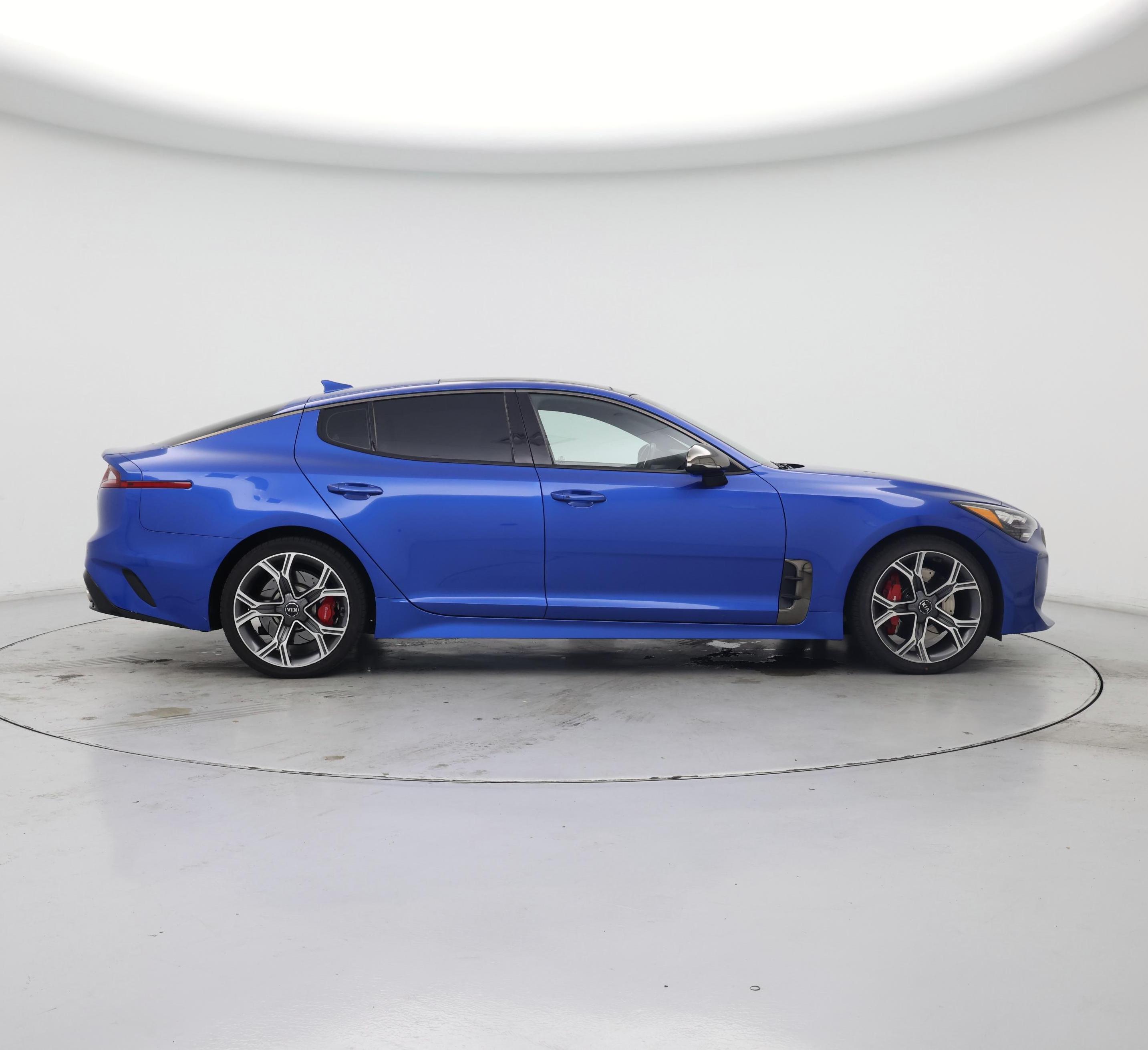 Thumbnail: 2018 Kia Stinger - 7