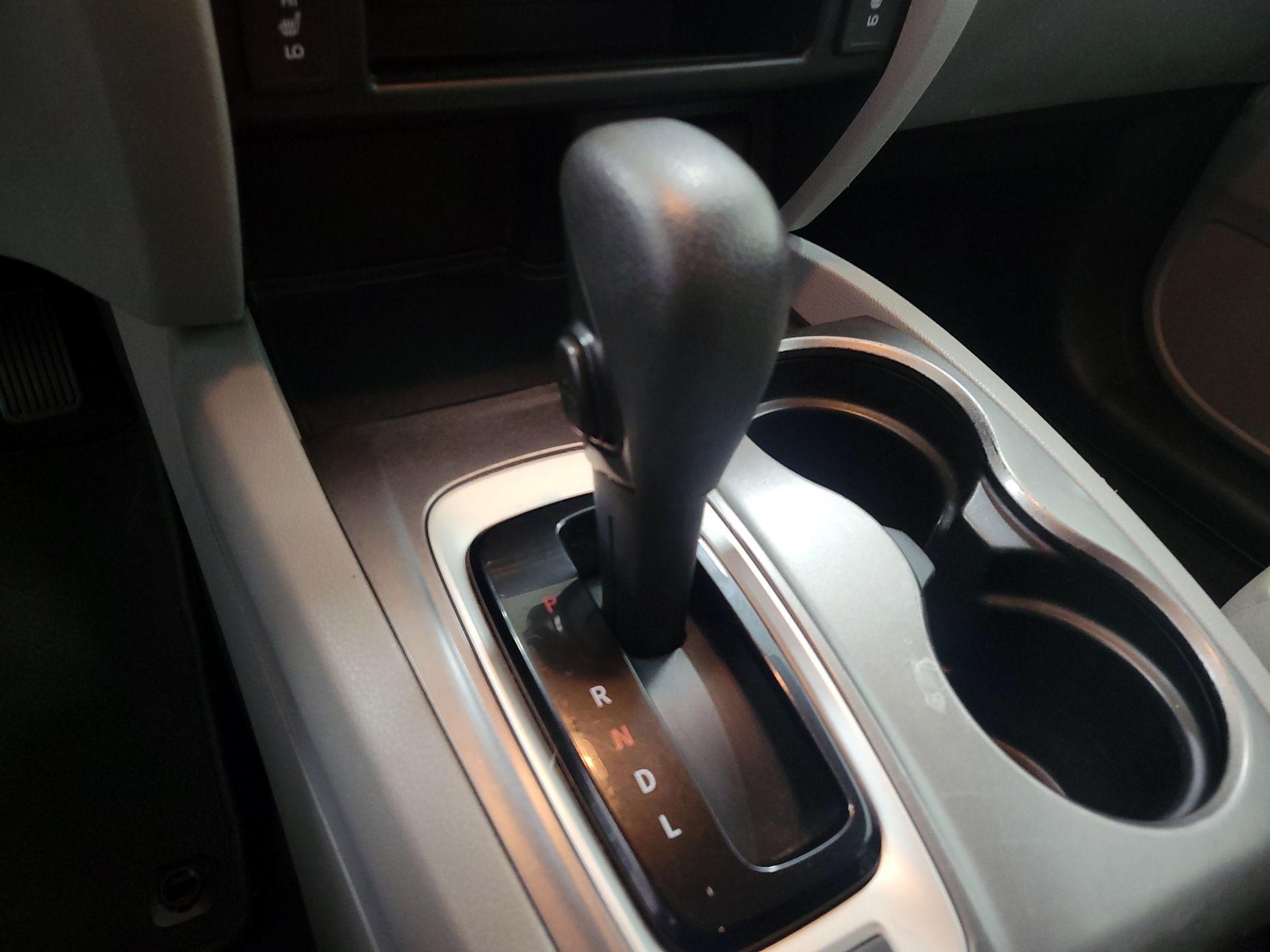Thumbnail: 2016 Honda Pilot - 17