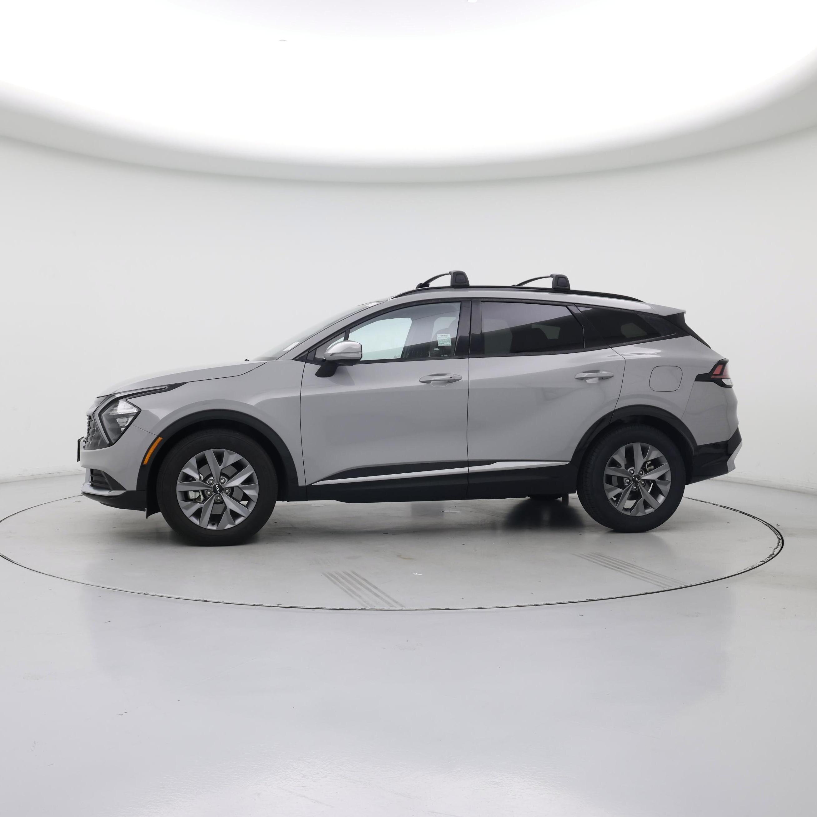 Thumbnail: 2023 Kia Sportage - 3