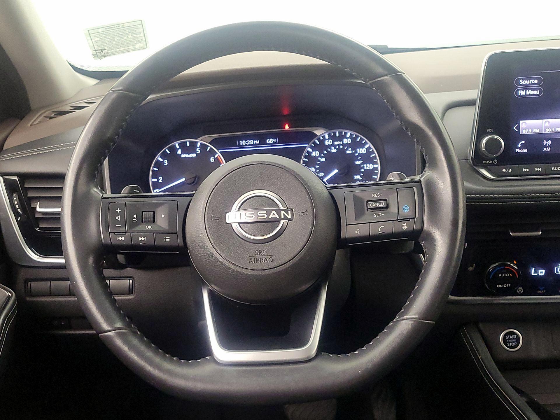 Thumbnail: 2022 Nissan Rogue - 10