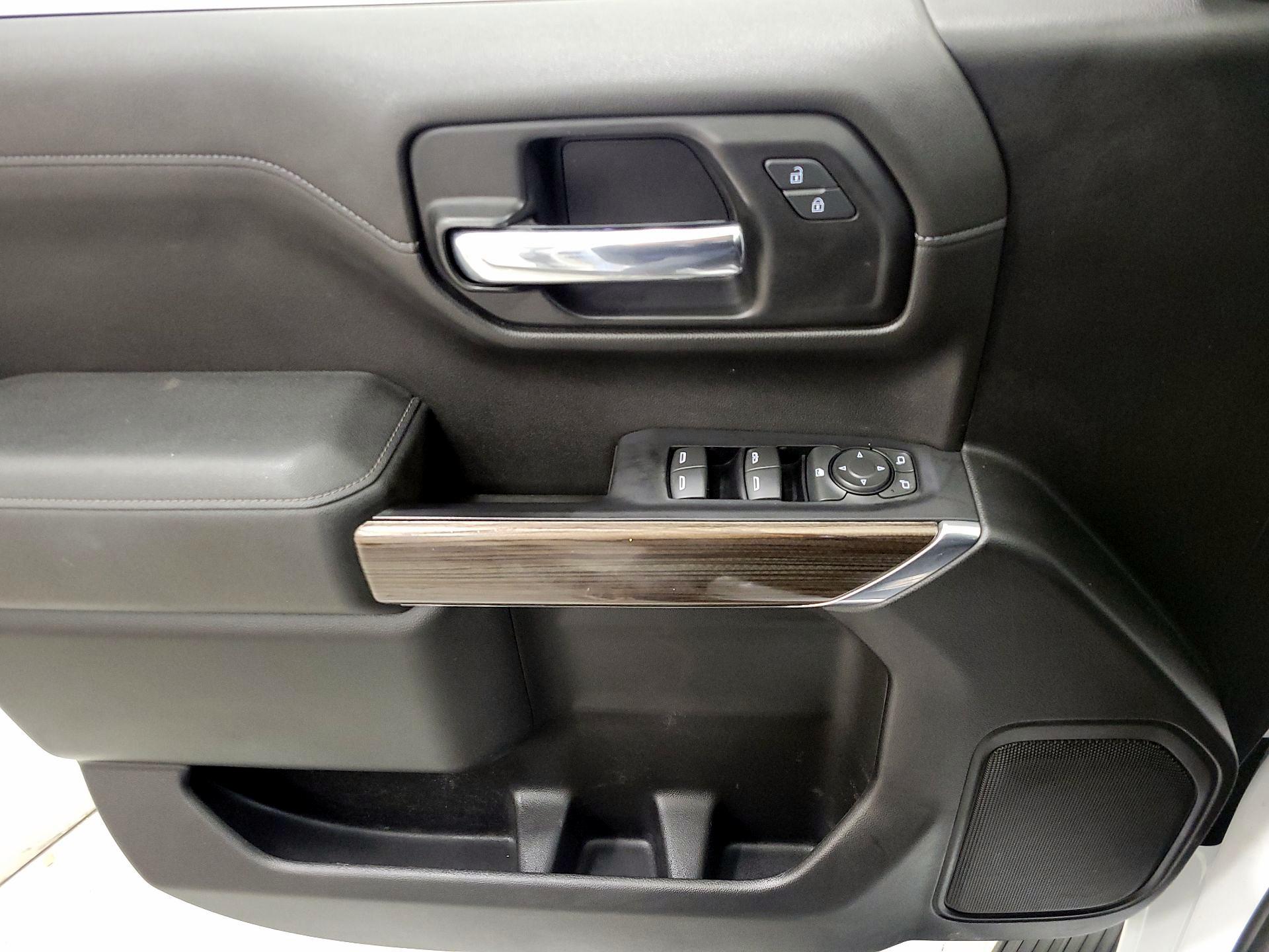 Thumbnail: 2019 Chevrolet Silverado 1500 - 12