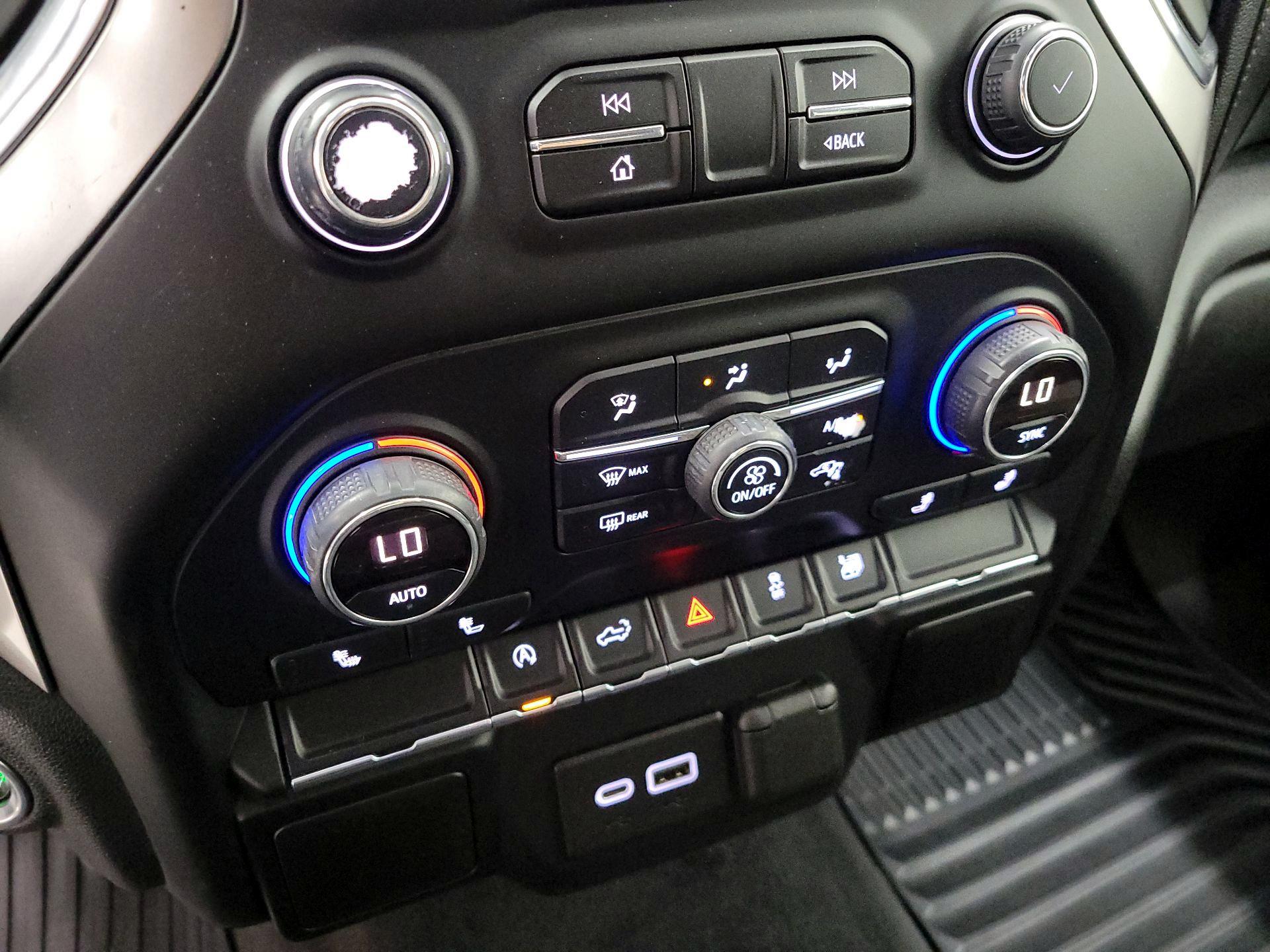 Thumbnail: 2019 Chevrolet Silverado 1500 - 16