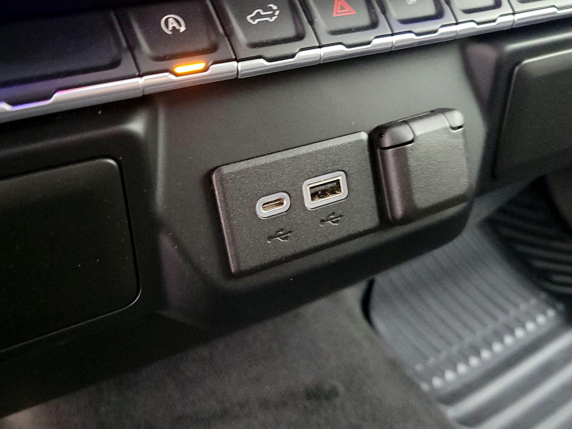 Thumbnail: 2019 Chevrolet Silverado 1500 - 18
