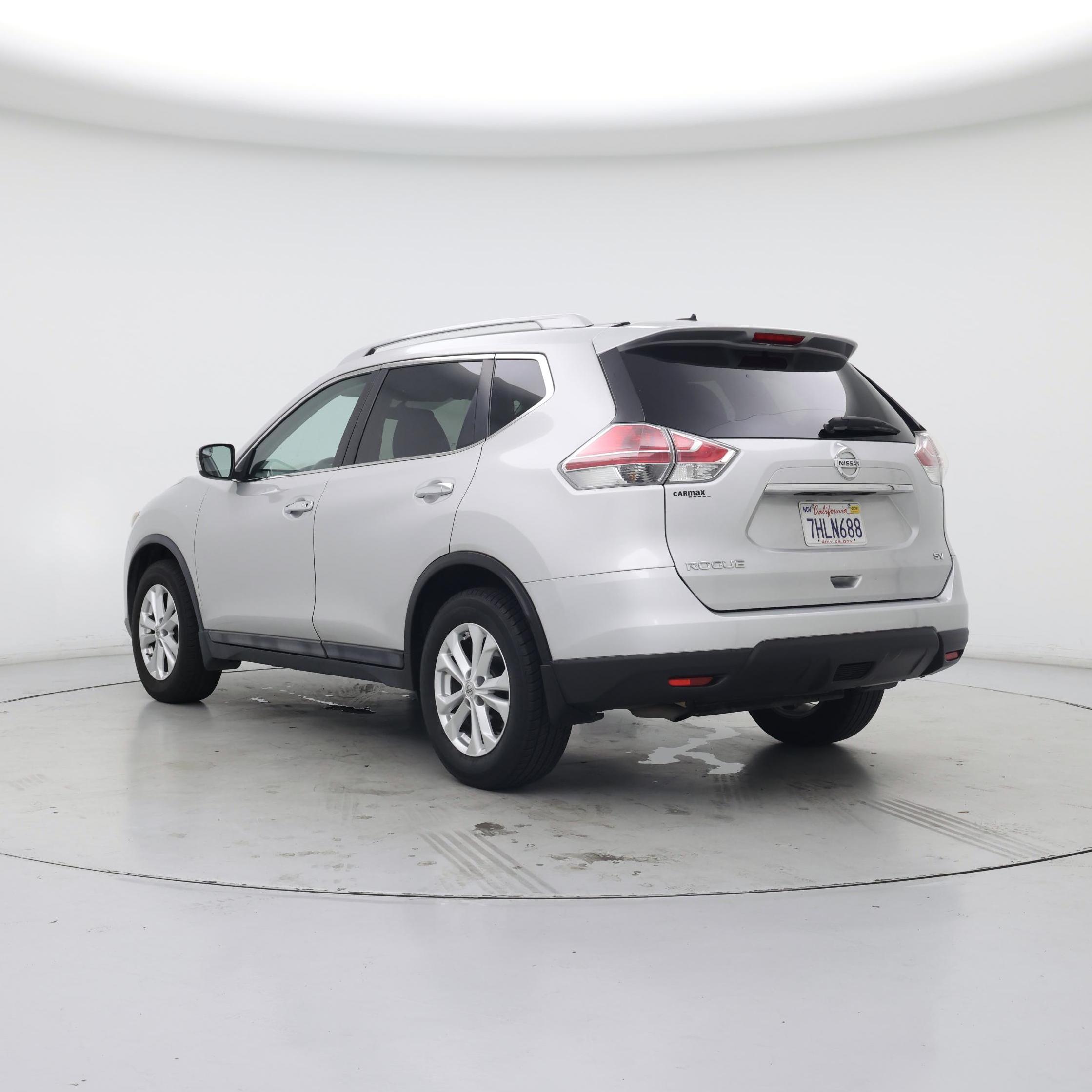 Thumbnail: 2015 Nissan Rogue - 2