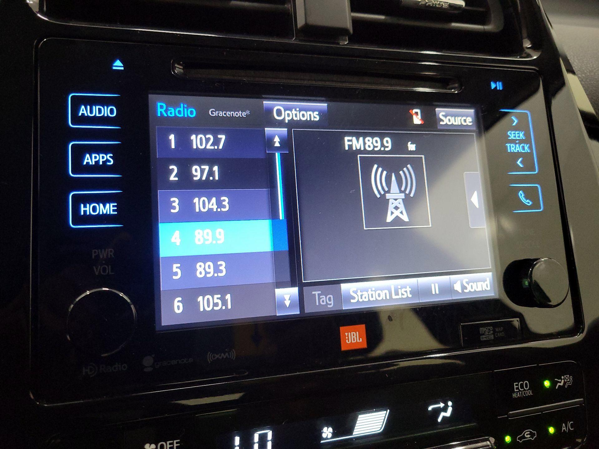 Thumbnail: 2016 Toyota Prius - 16