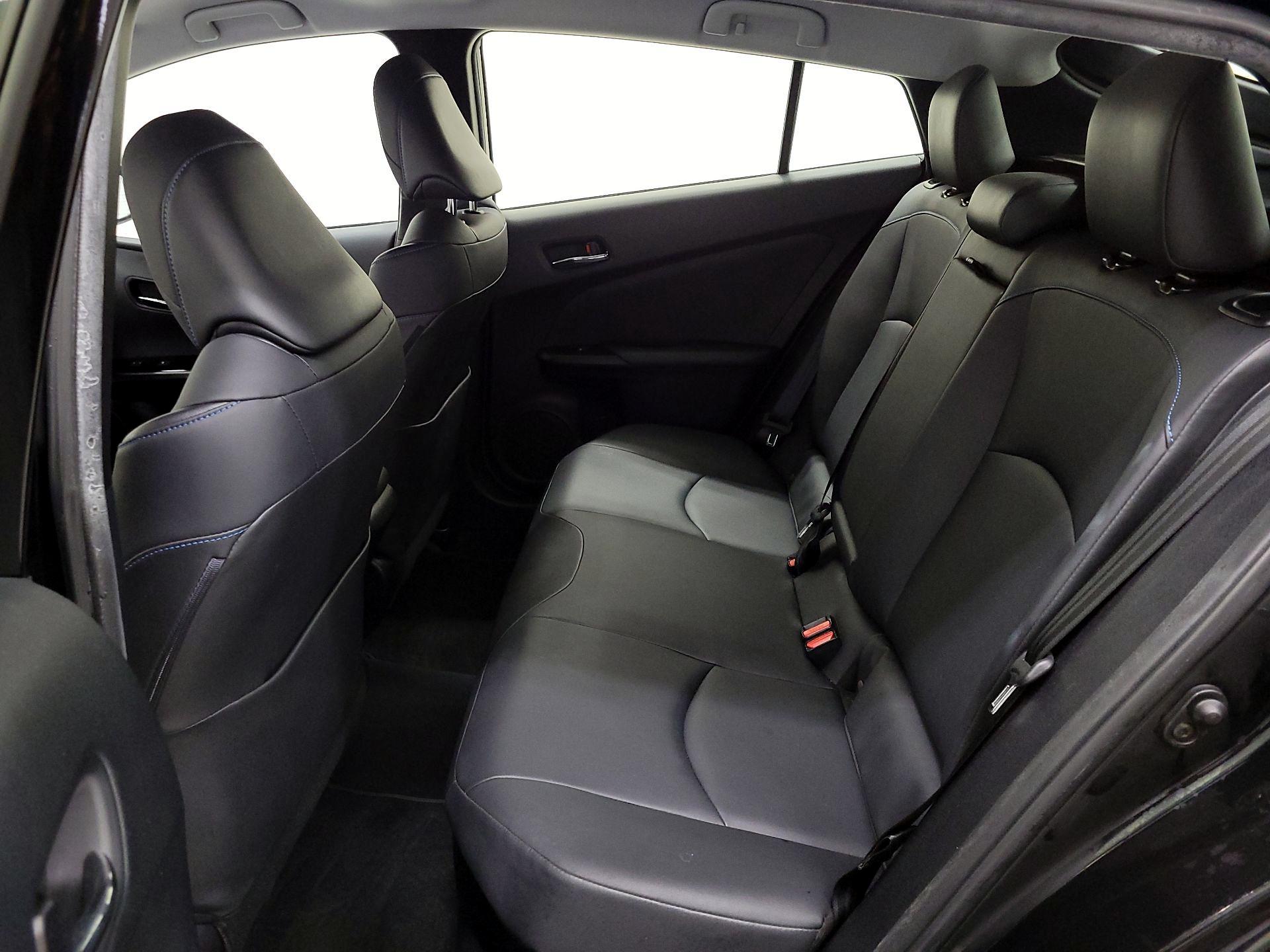 Thumbnail: 2016 Toyota Prius - 19