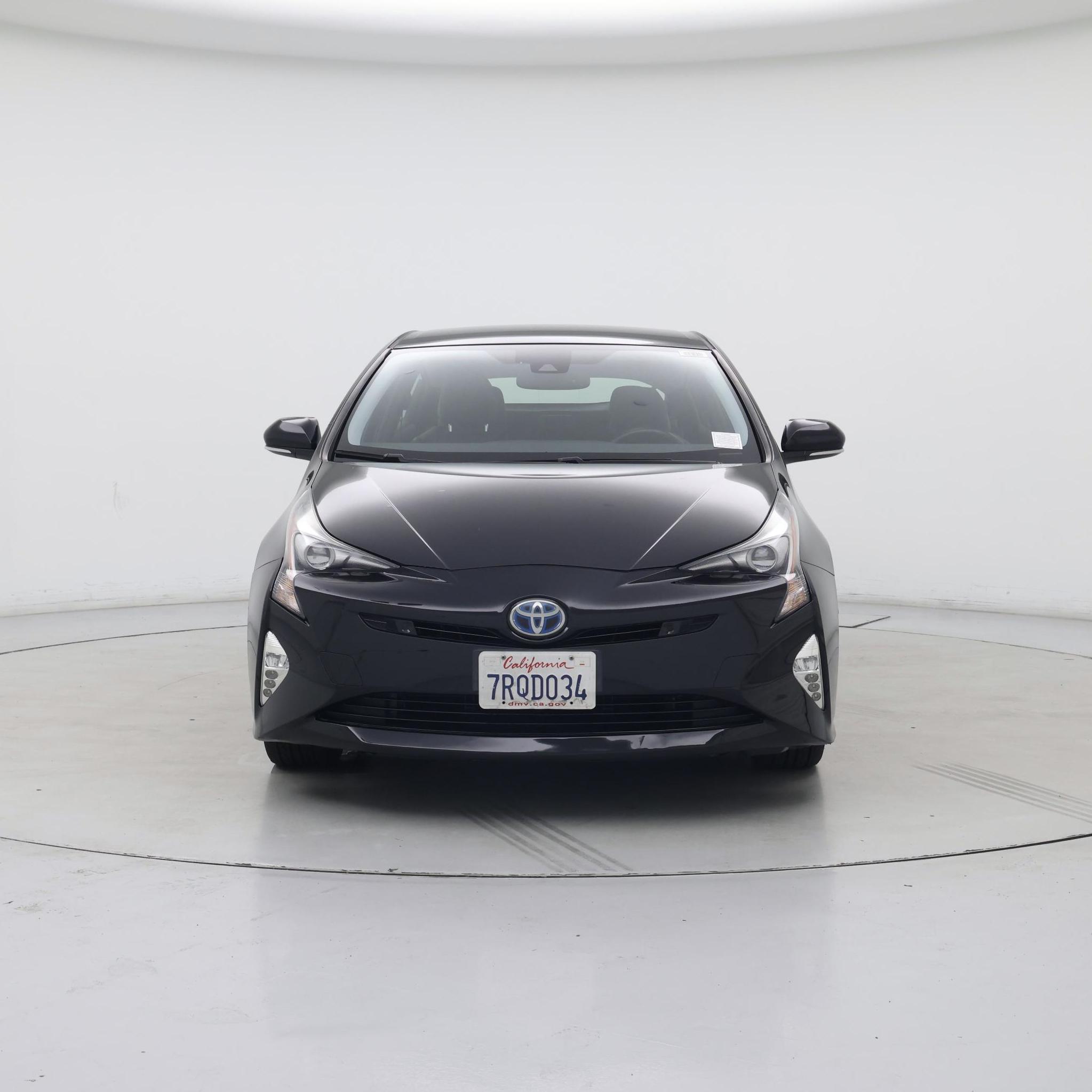 Thumbnail: 2016 Toyota Prius - 5