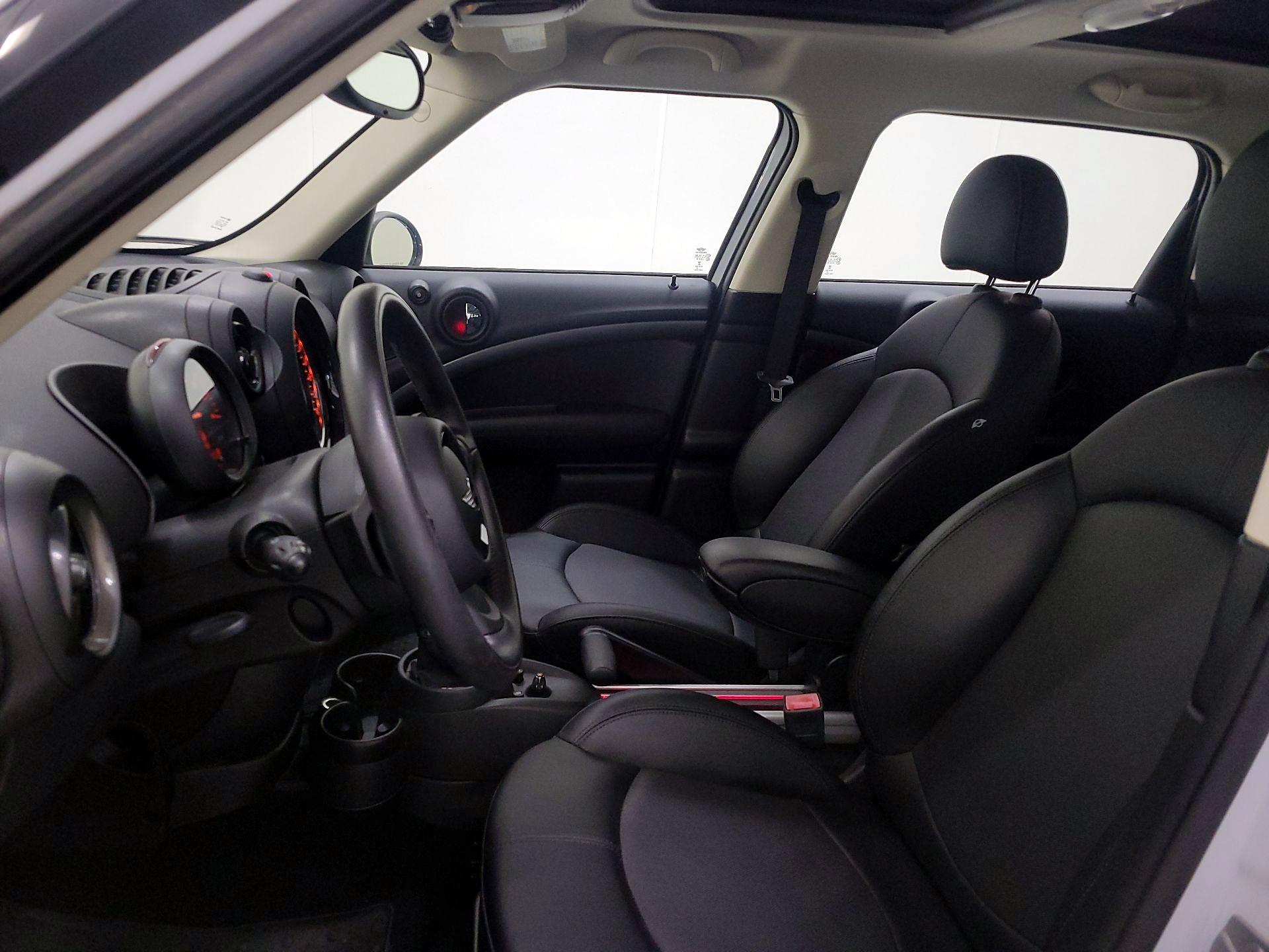 Thumbnail: 2015 MINI Cooper Countryman - 11