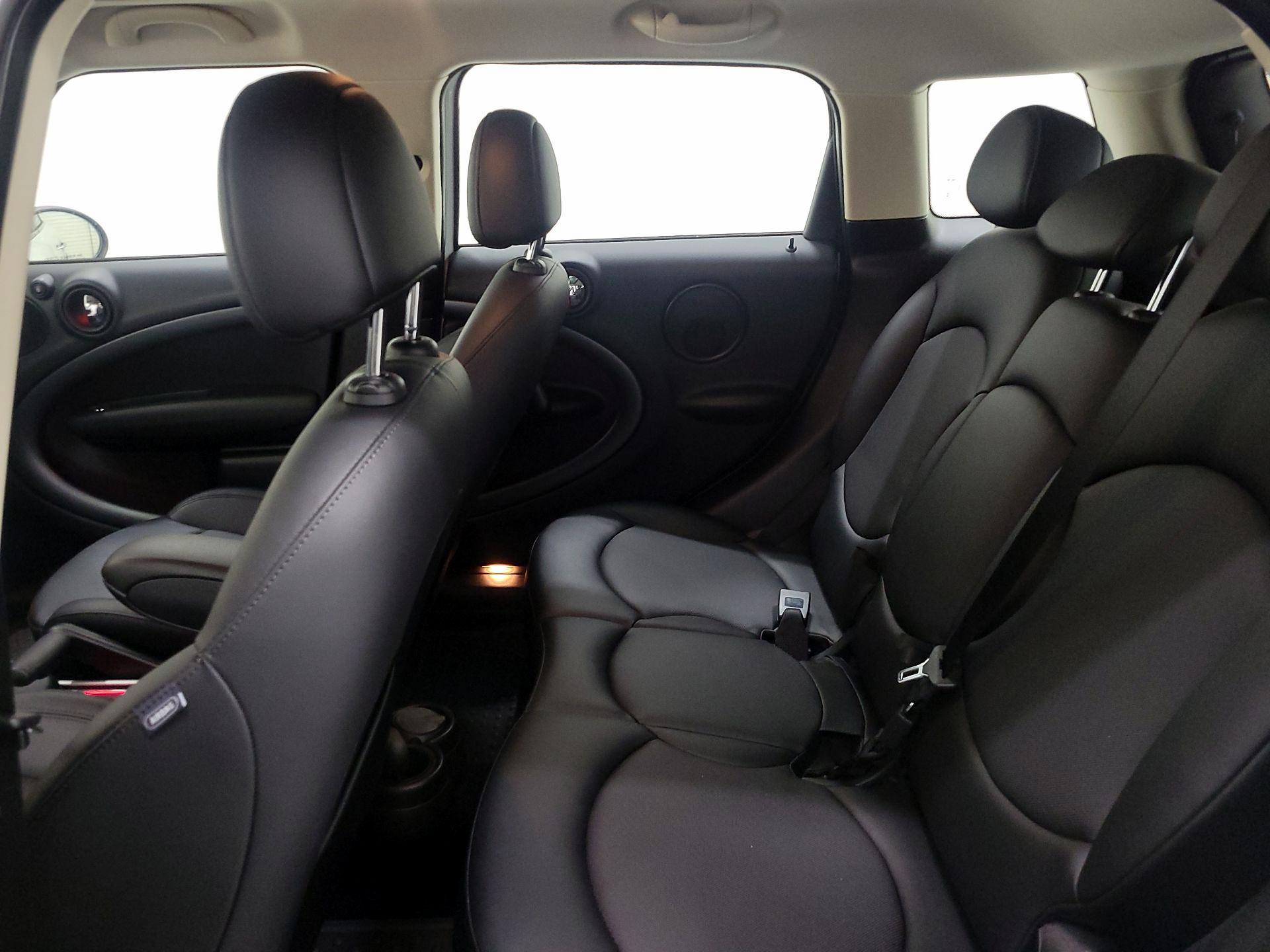 Thumbnail: 2015 MINI Cooper Countryman - 18