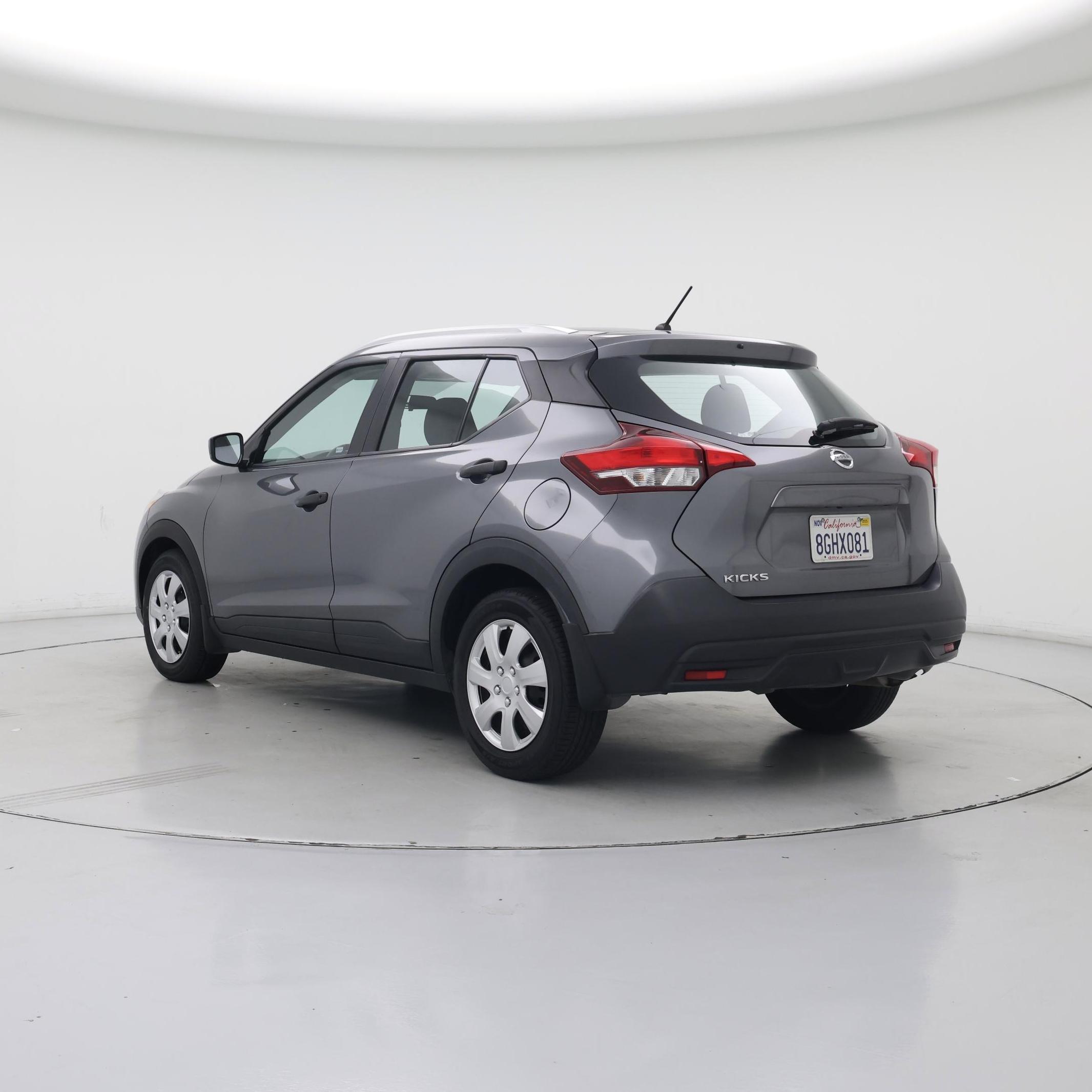 Thumbnail: 2018 Nissan Kicks - 2