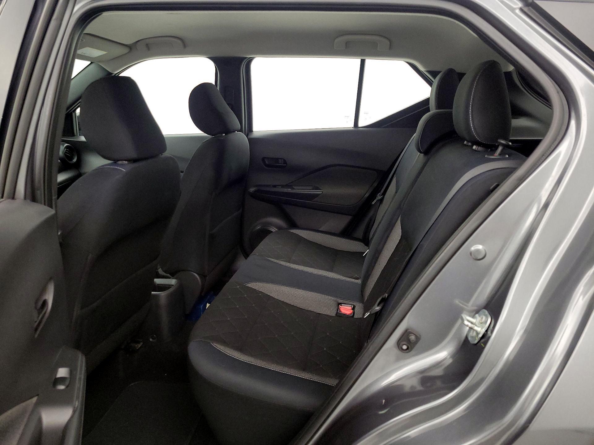 Thumbnail: 2018 Nissan Kicks - 19