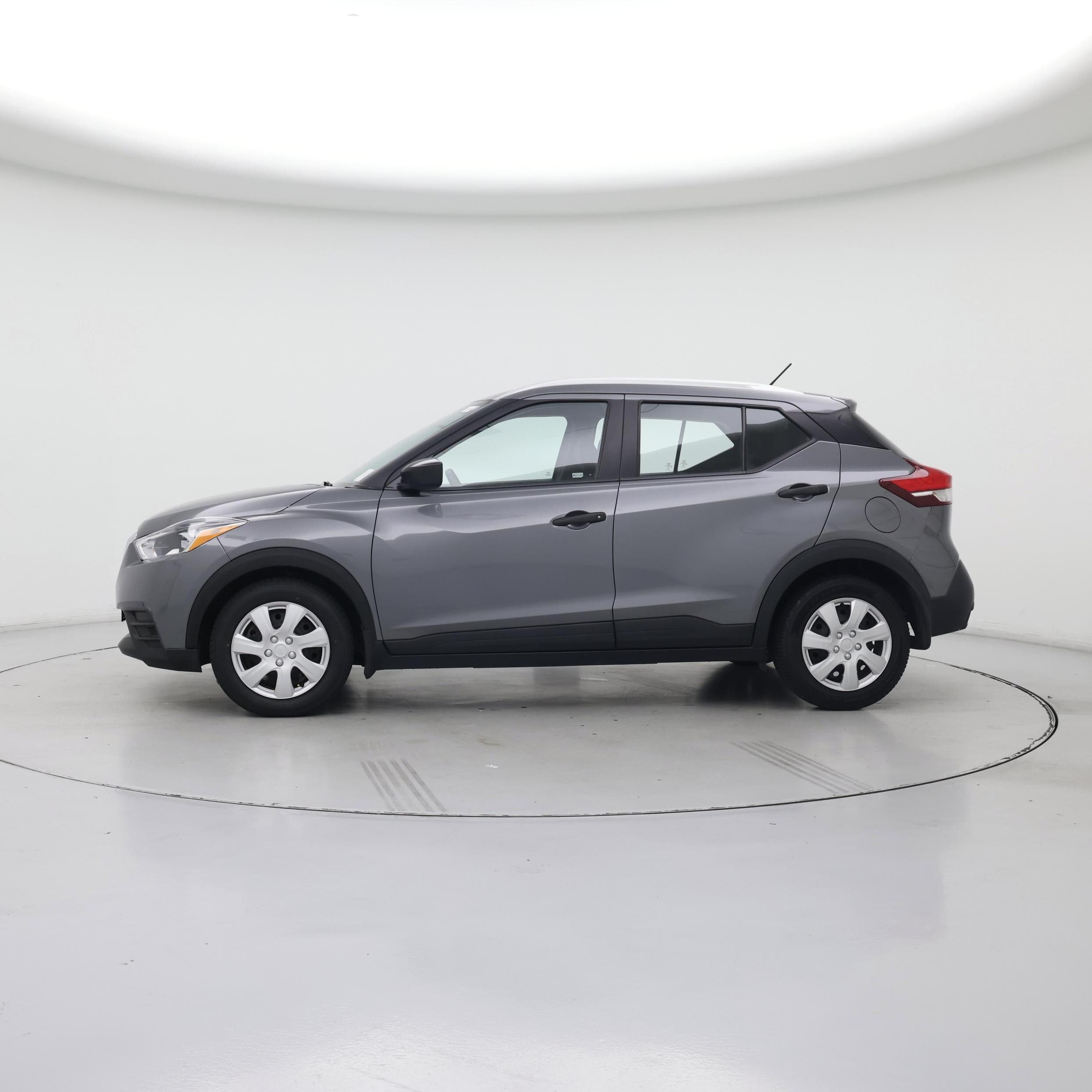 Thumbnail: 2018 Nissan Kicks - 3